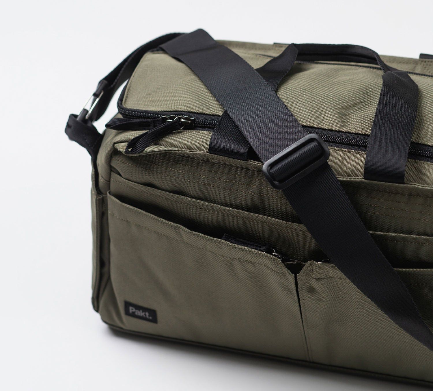  Pakt. The Anywhere 25L Duffel - Green 