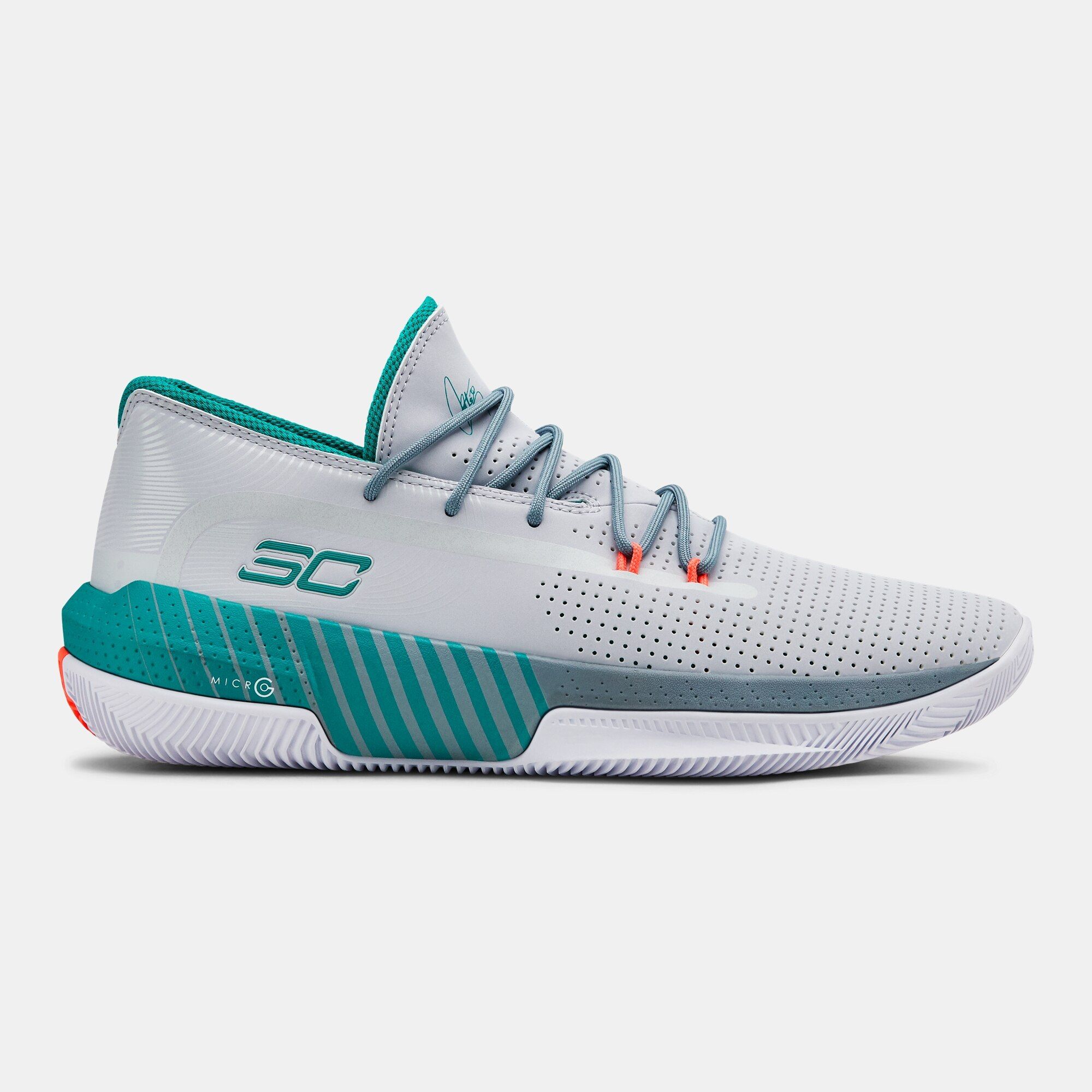 Under Armour SC 3ZER0 III
