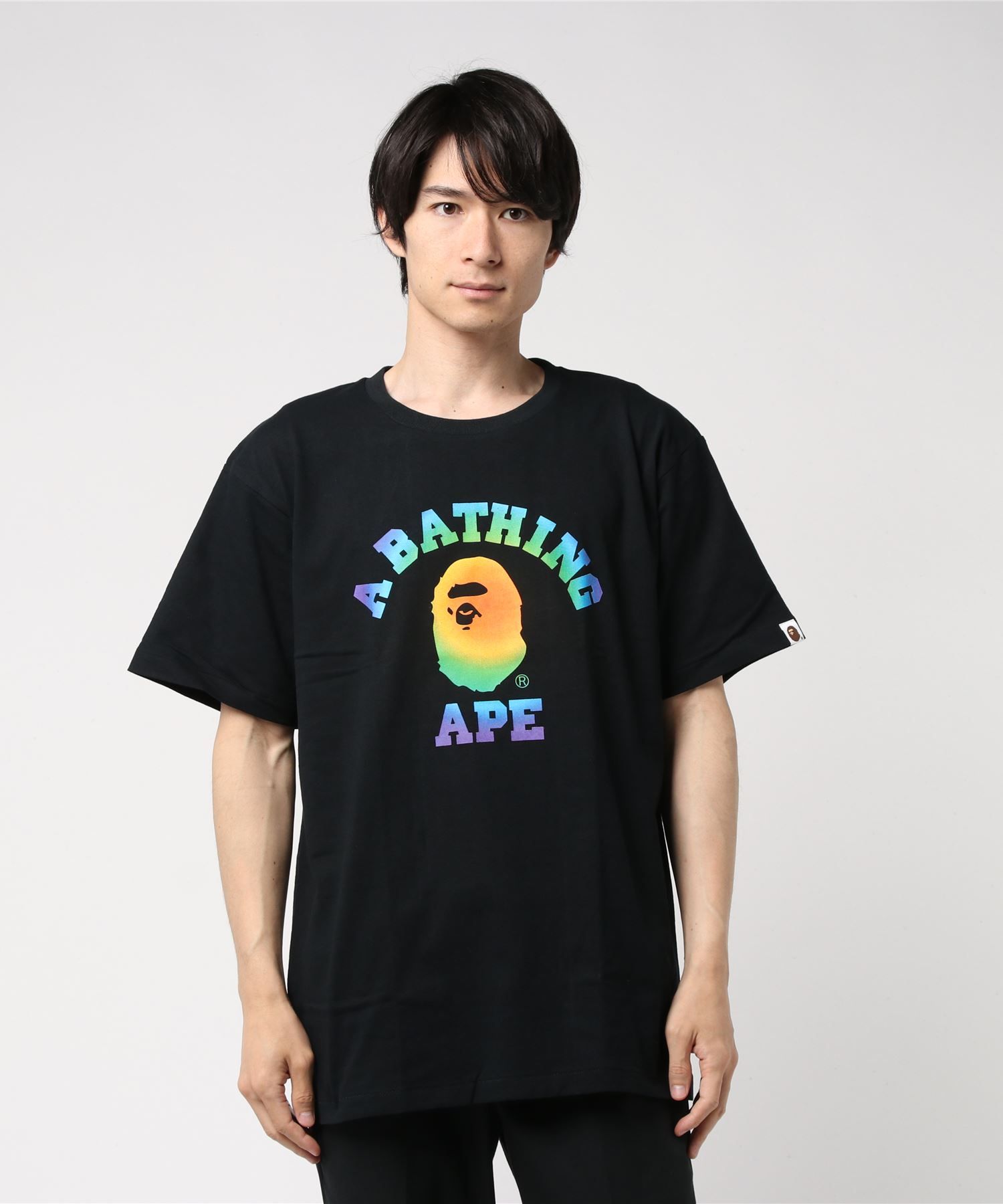 Rainbow College Tee SS18