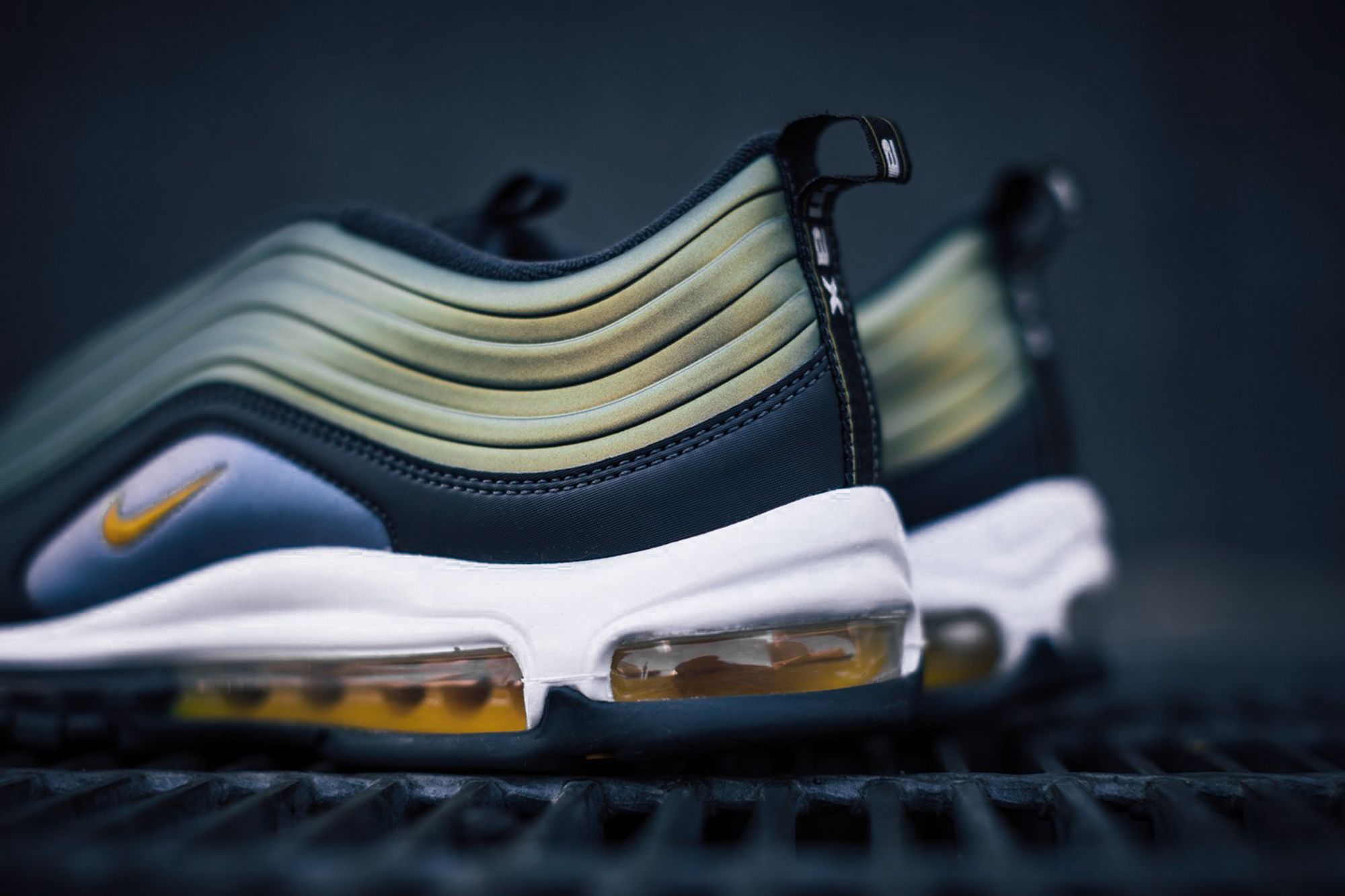 Nike Air Max 97 LX