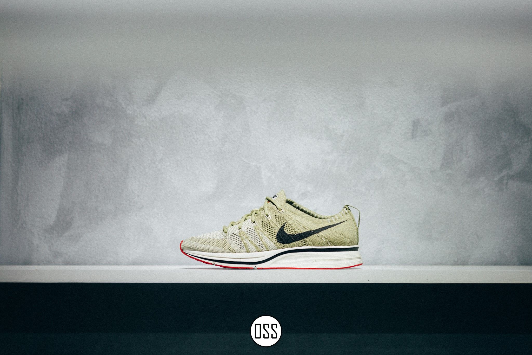 Nike Flyknit Trainer 'Neutral Olive'