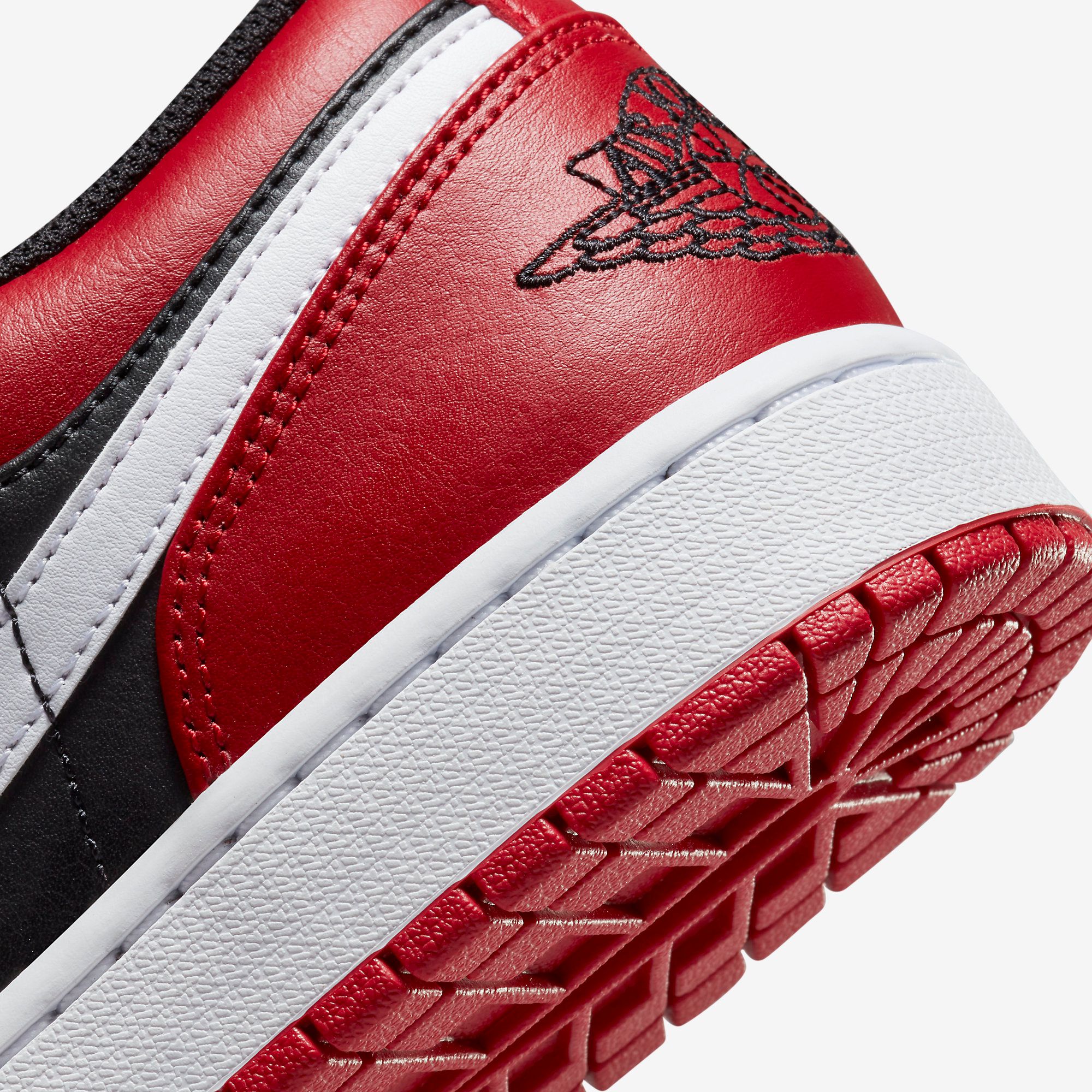  Air Jordan 1 Low - Black / Gym Red 