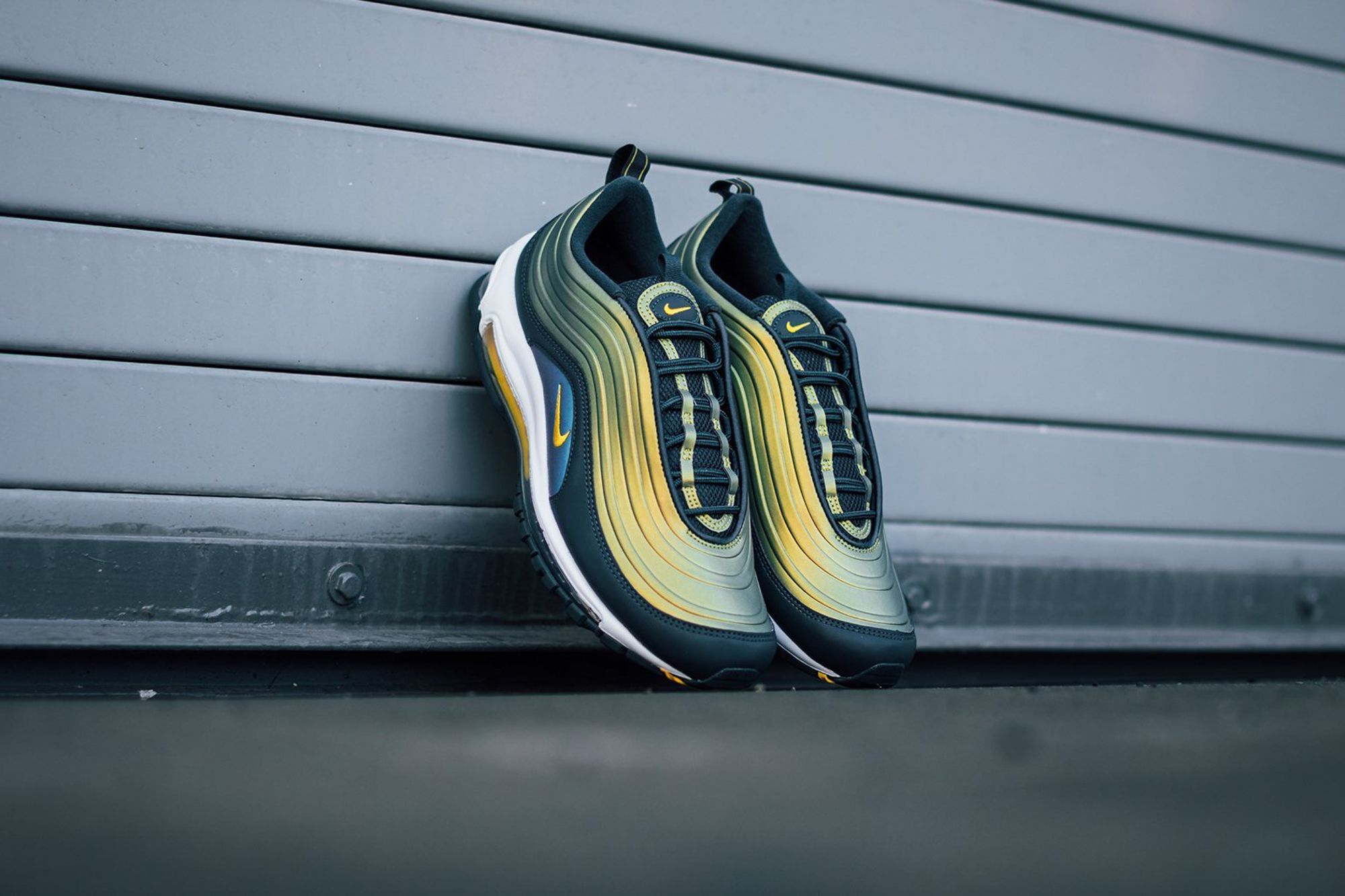 Nike Air Max 97 LX