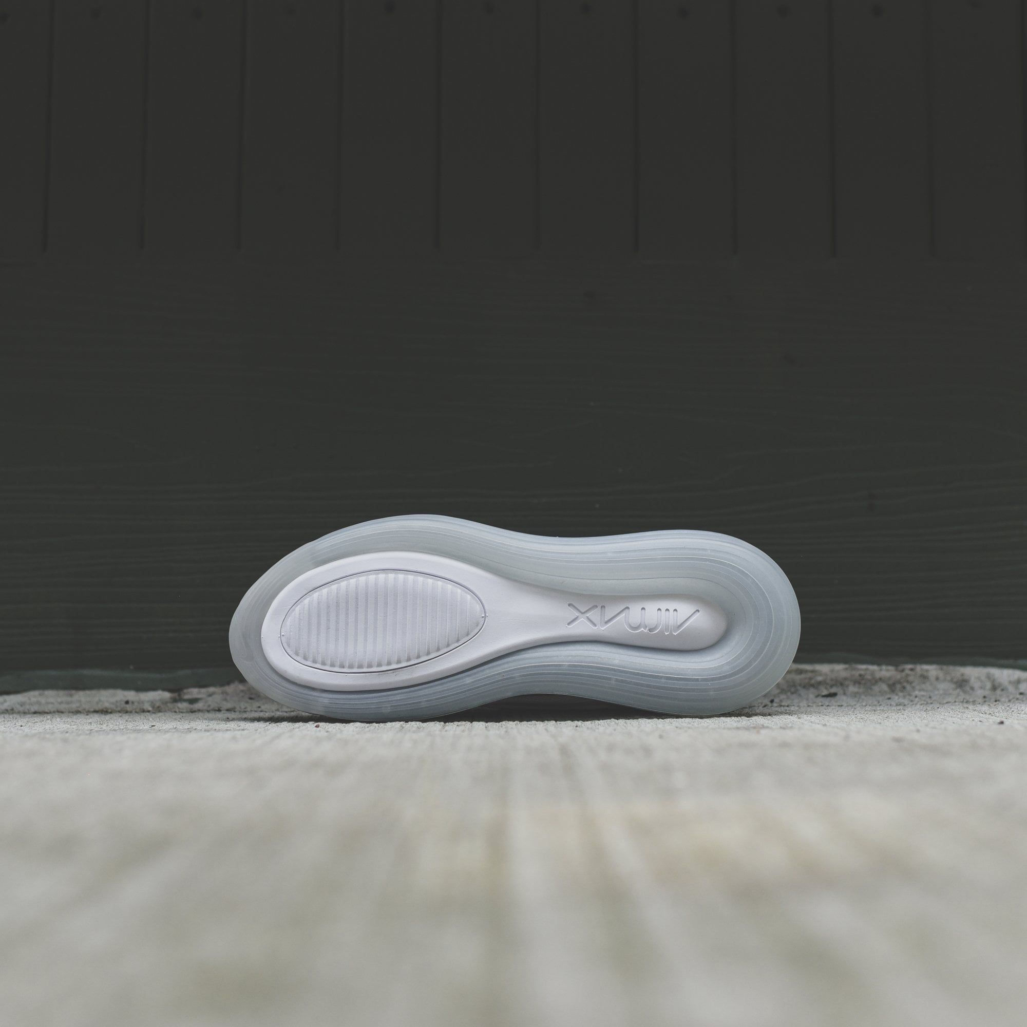 Nike Air Max 720 'Pure Platinum'