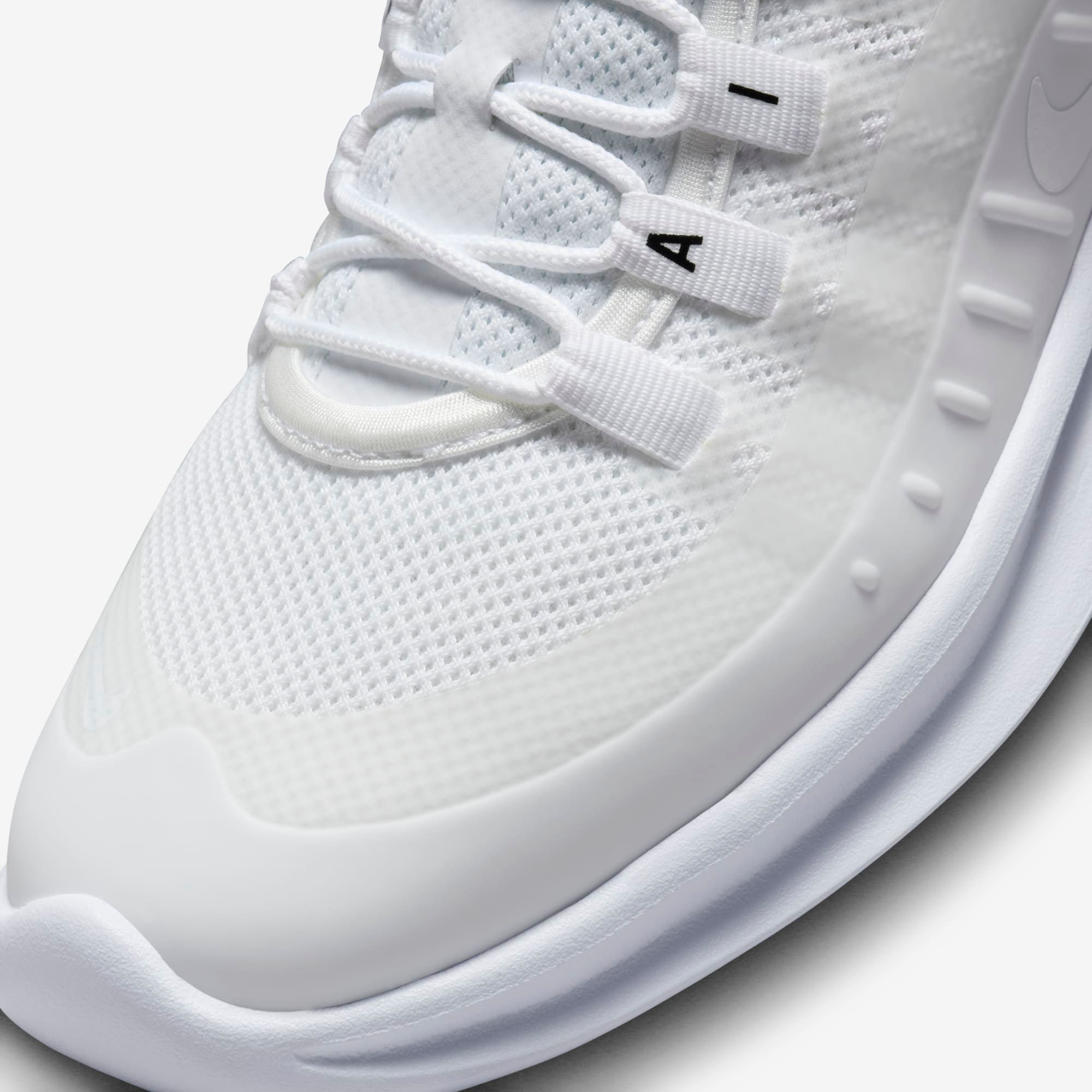 Nike Air Max Axis - White