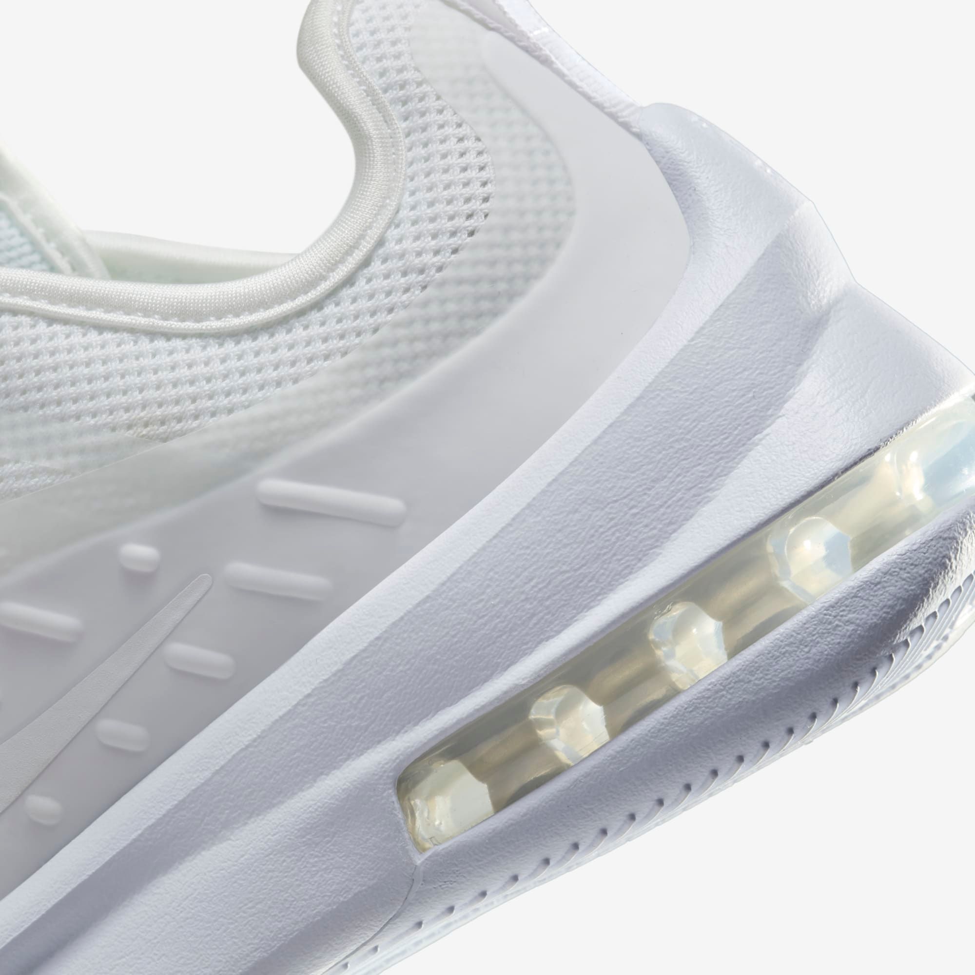 Nike Air Max Axis - White