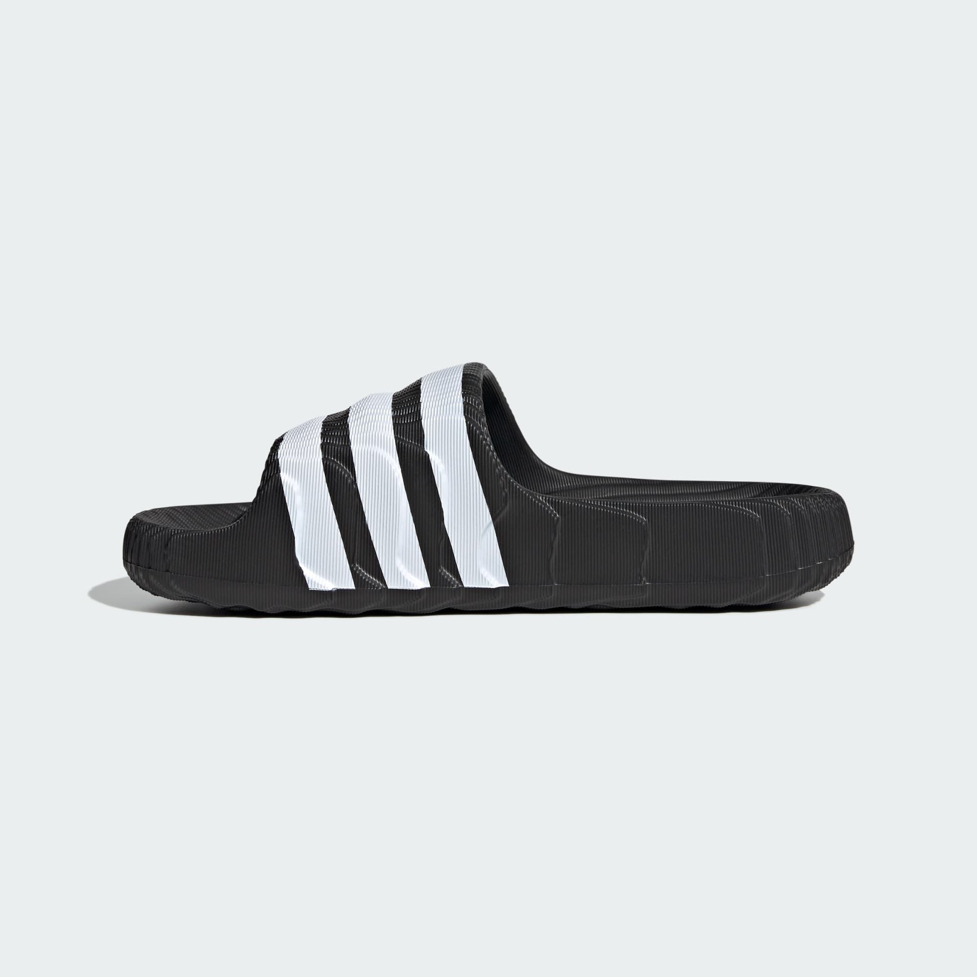 adidas Adilette 22 - Black / White
