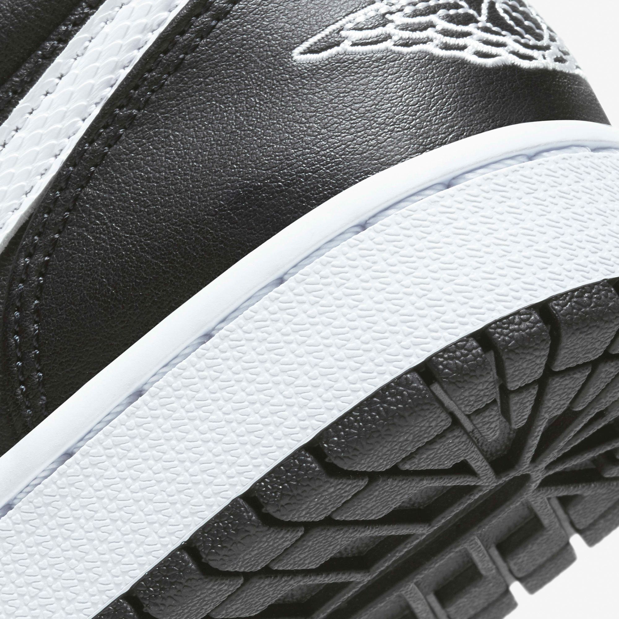 Air Jordan 1 Low WMNS - Black/White