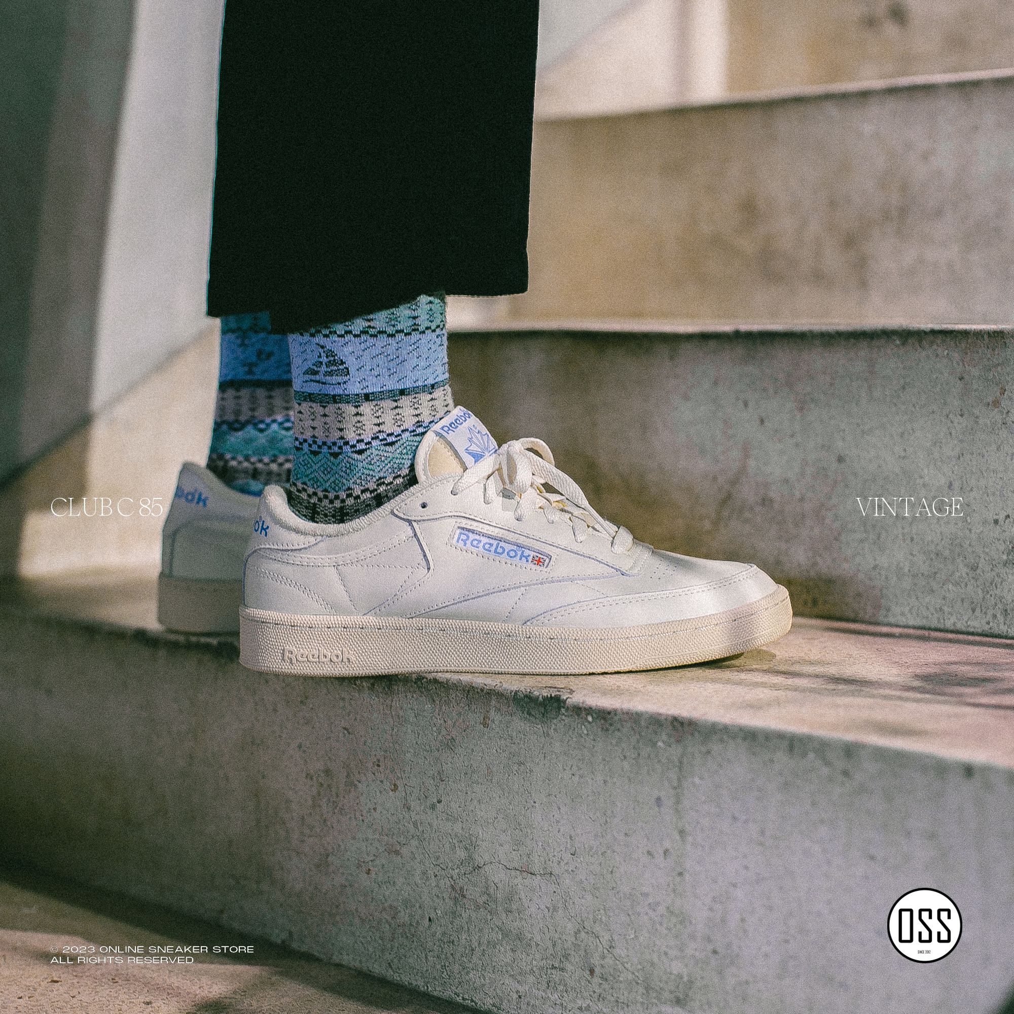  Reebok Club C 85 Vintage - Chalk / Essential Blue 