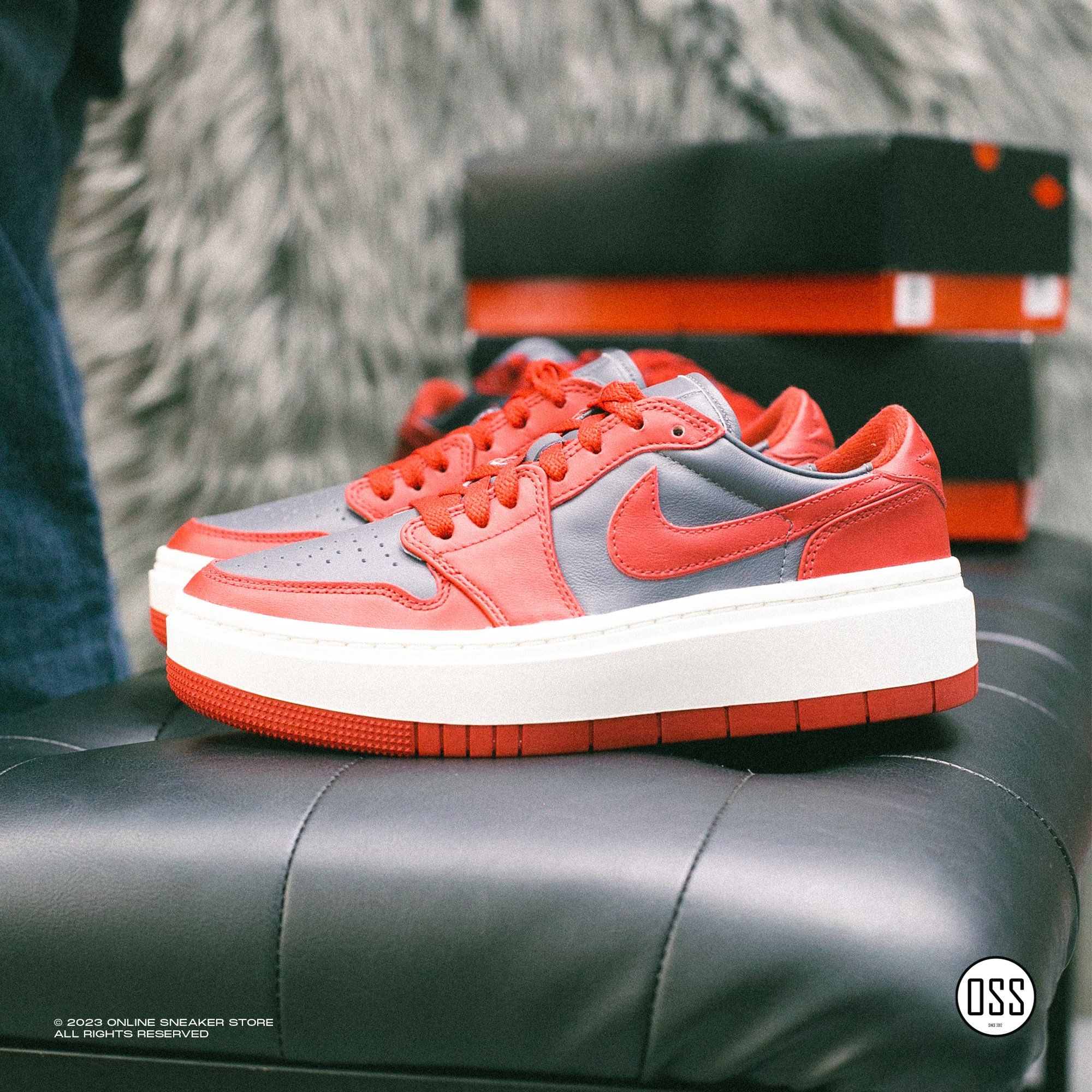  Air Jordan 1 Elevate Low WMNS - Dark Grey / Varsity Red 