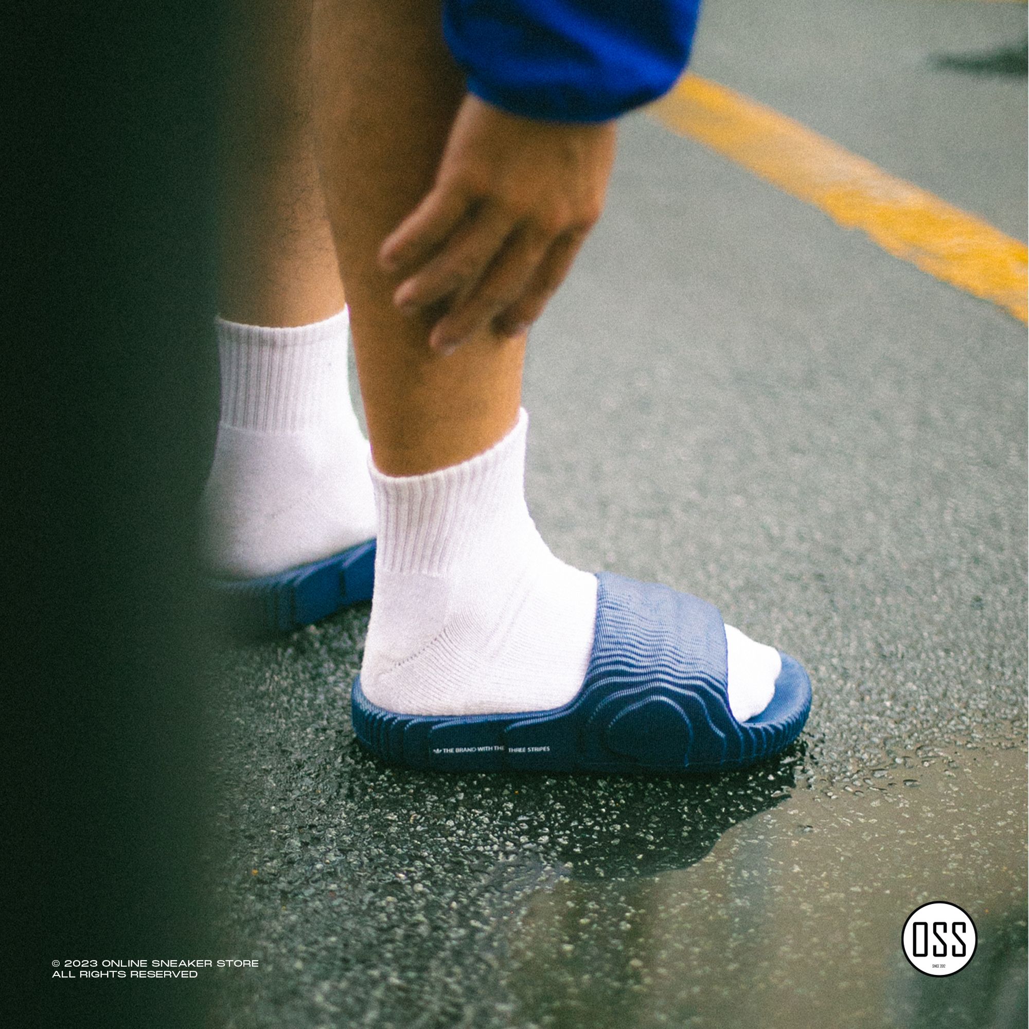  adidas Adilette 22 Slides - Dark Blue 