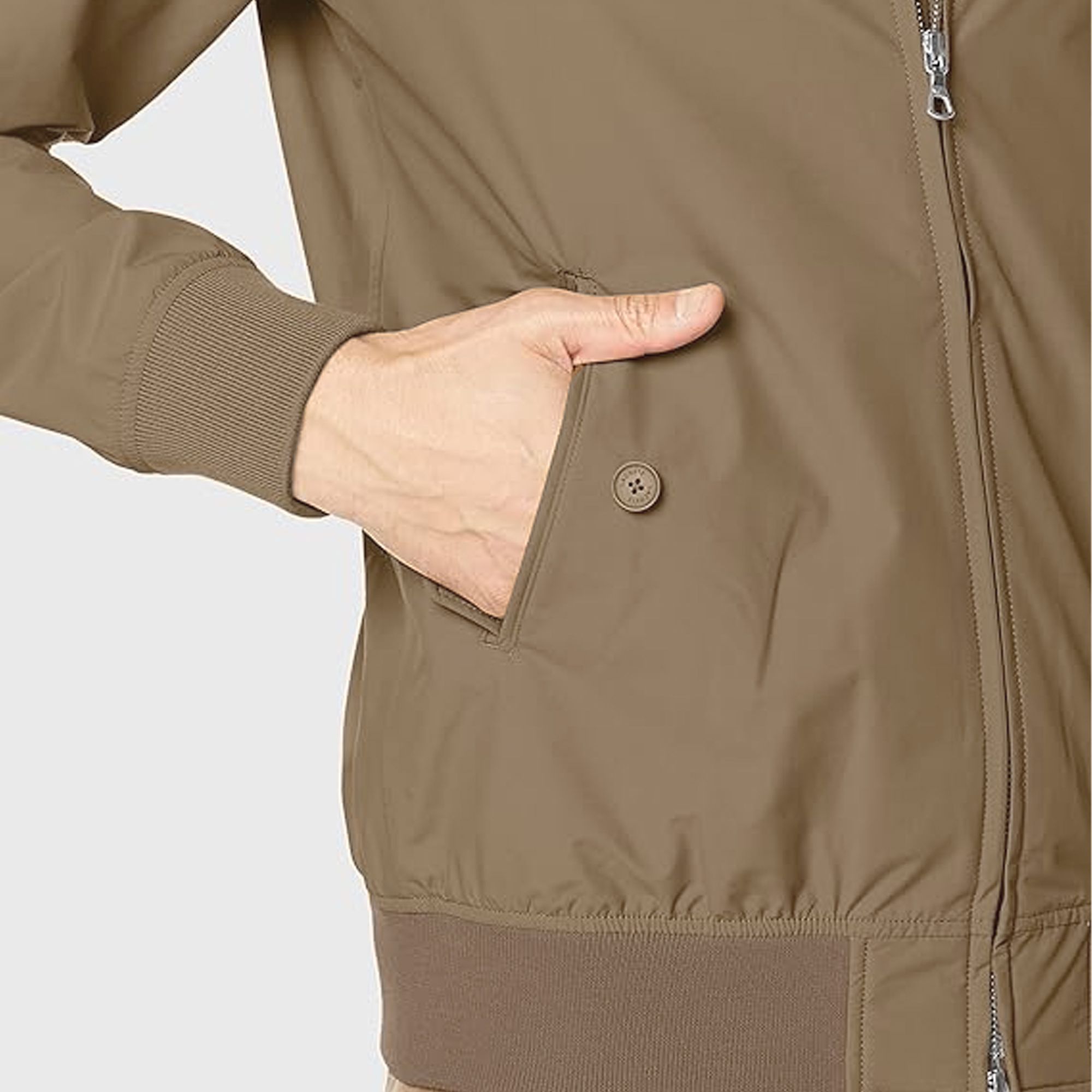  Lacoste Water-Repellent Light Twill Jacket - Beige 