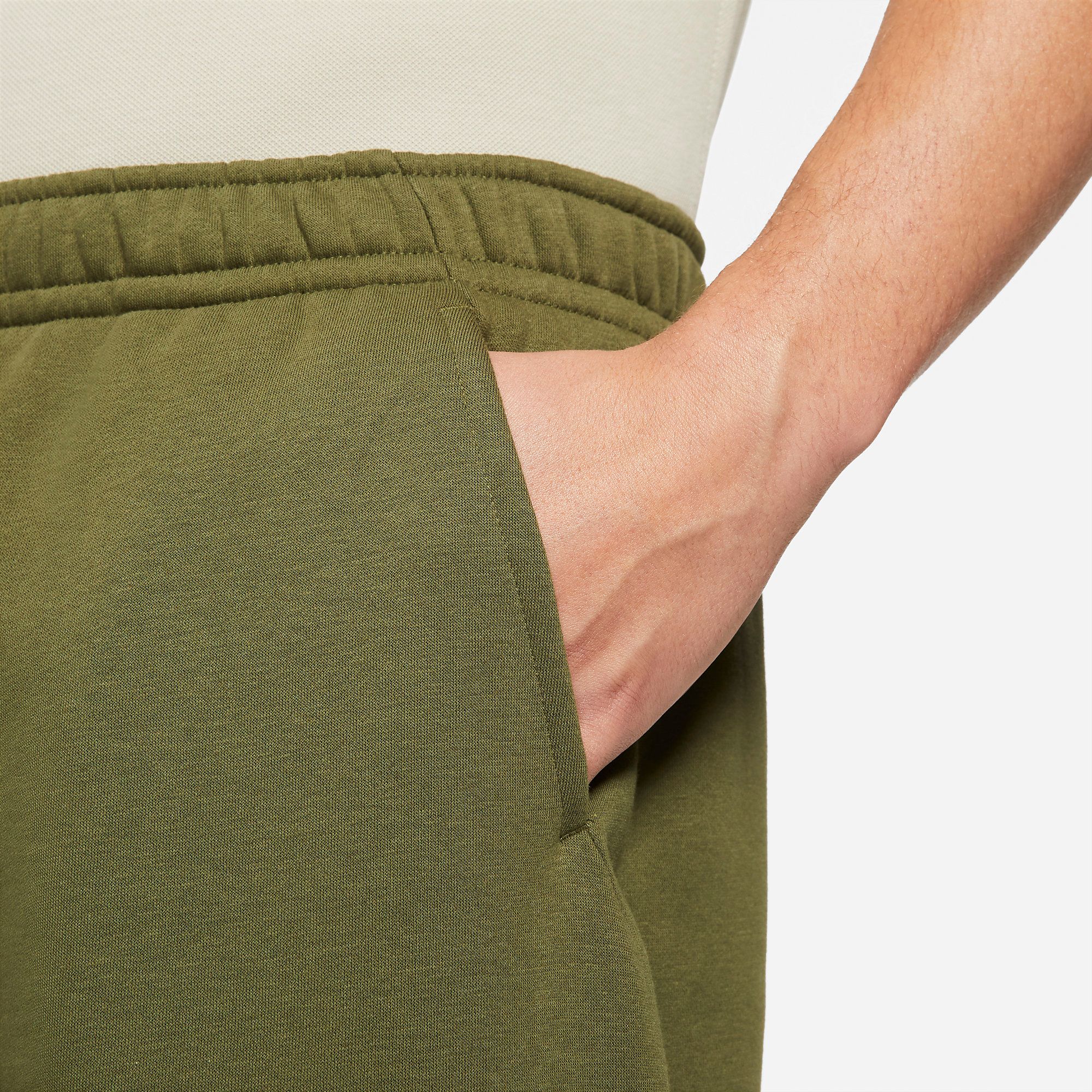  Nike Sportswear Club Shorts - Rough Green 