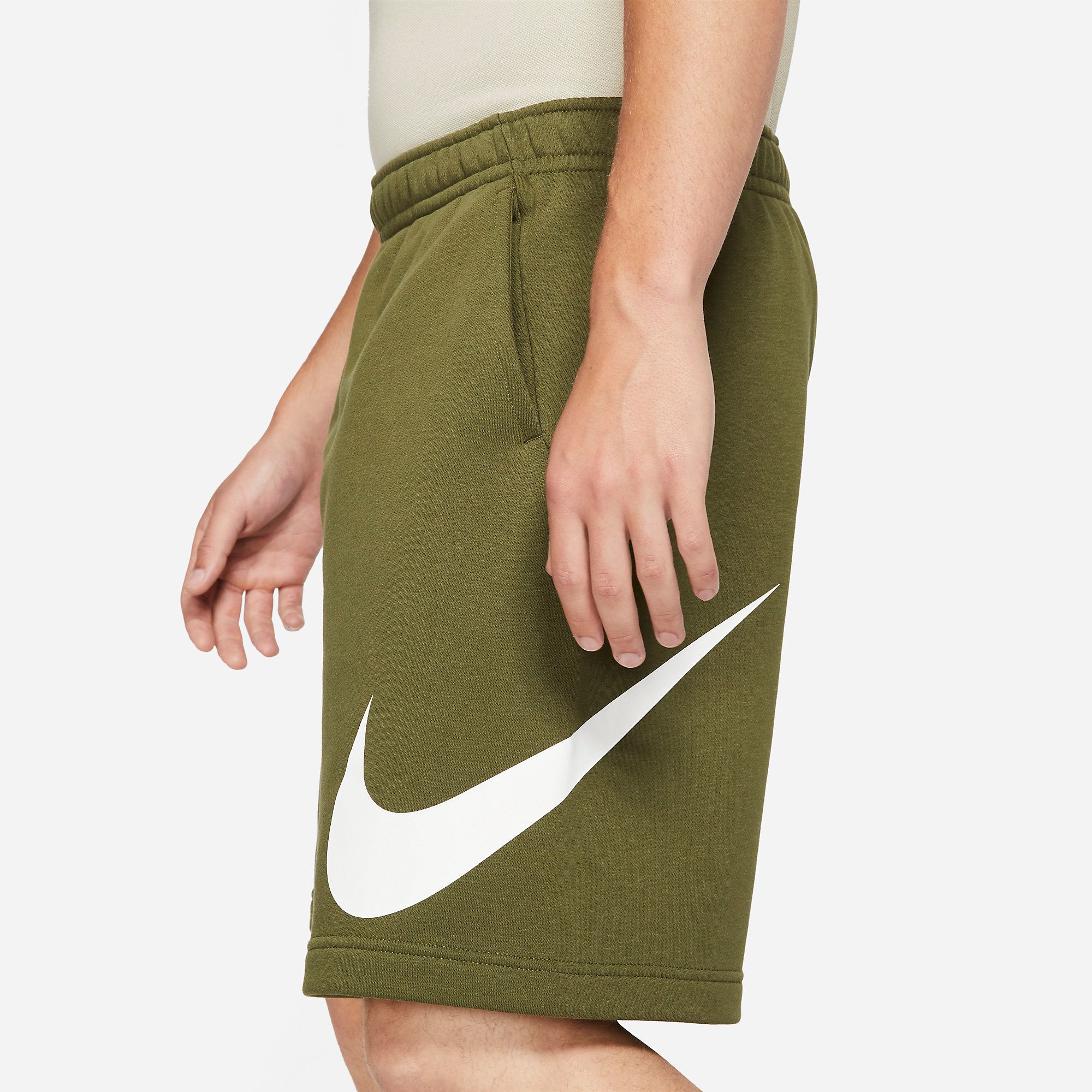  Nike Sportswear Club Shorts - Rough Green 