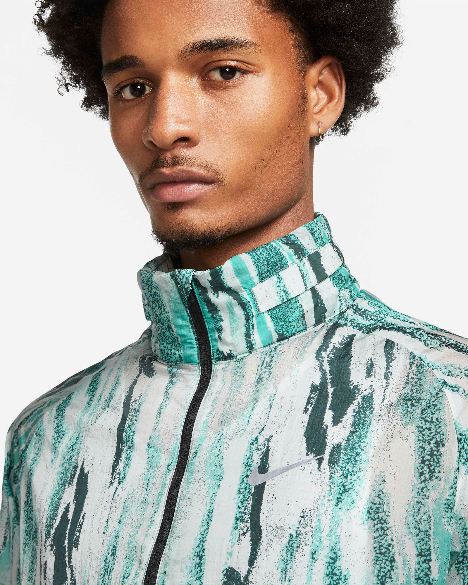 Nike Windrunner Wild Run Printed Running Jacket - Hasta/Black