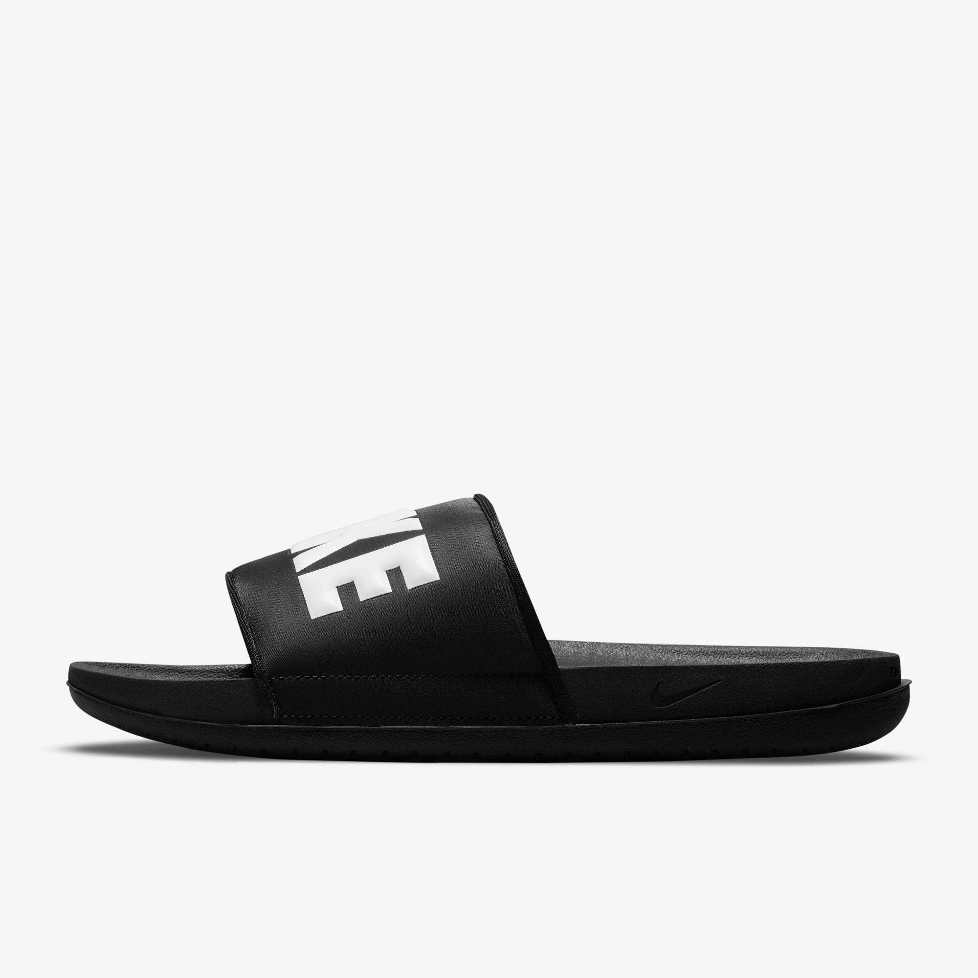 Nike Offcourt Slide - Black/White 