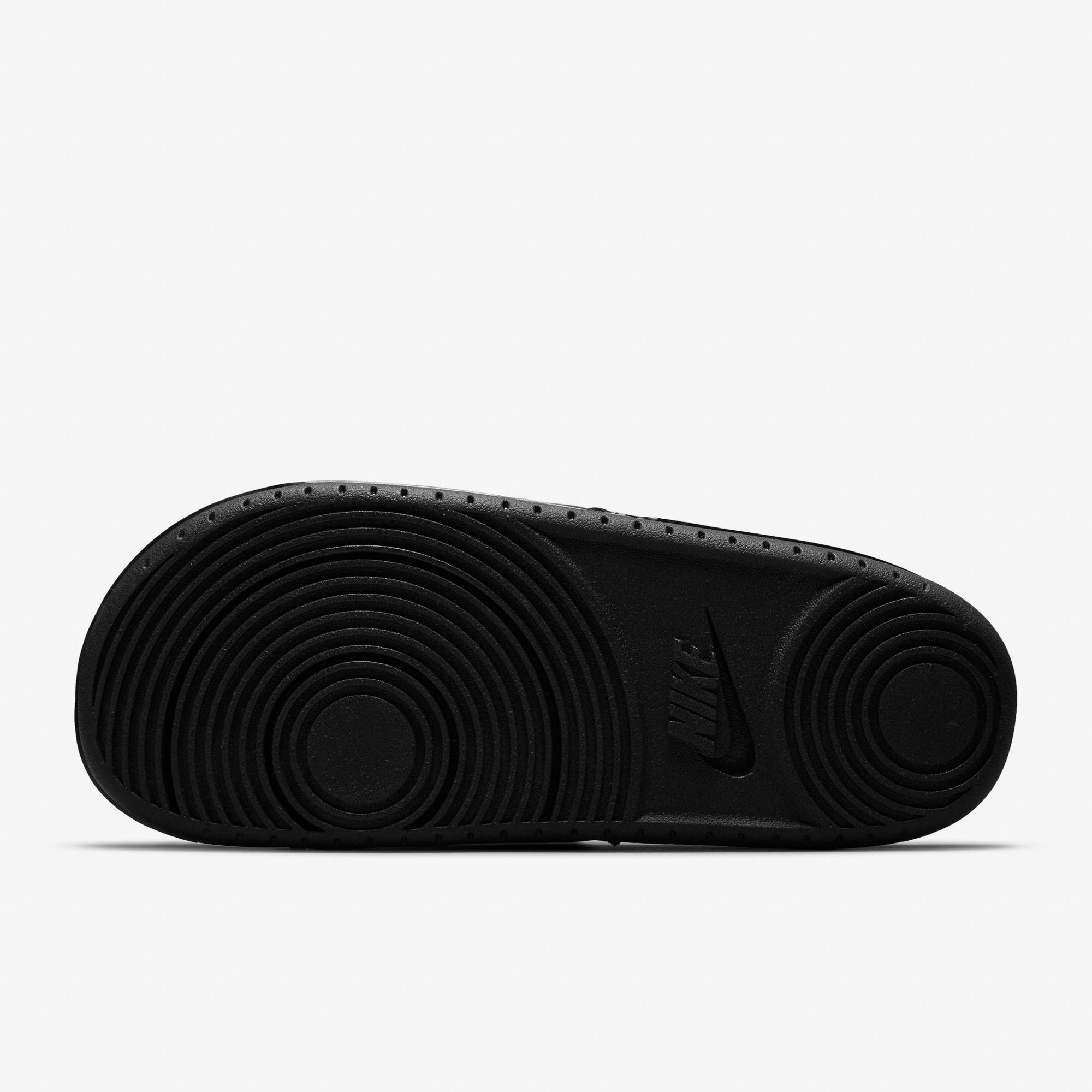  Nike Offcourt Slide - Black/White 