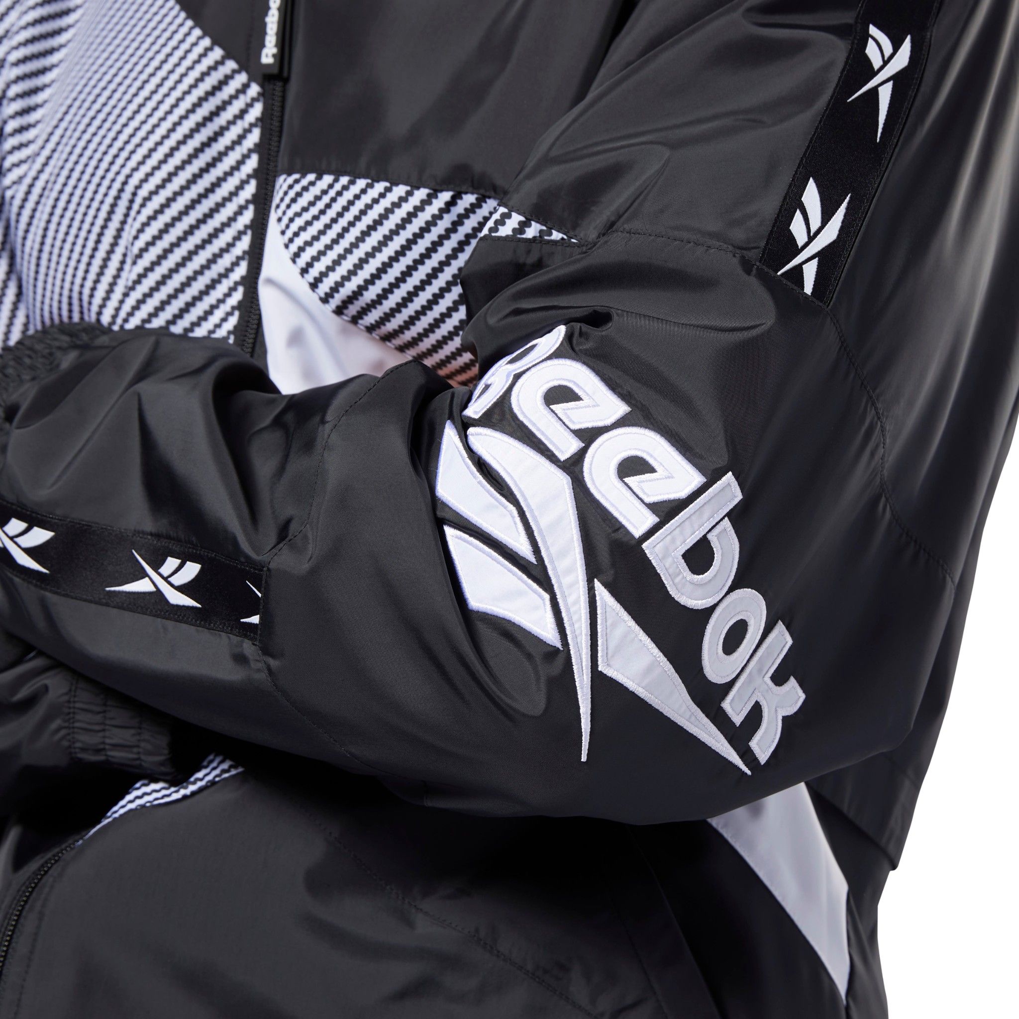Reebok Classics Vector Jacket 'Black'