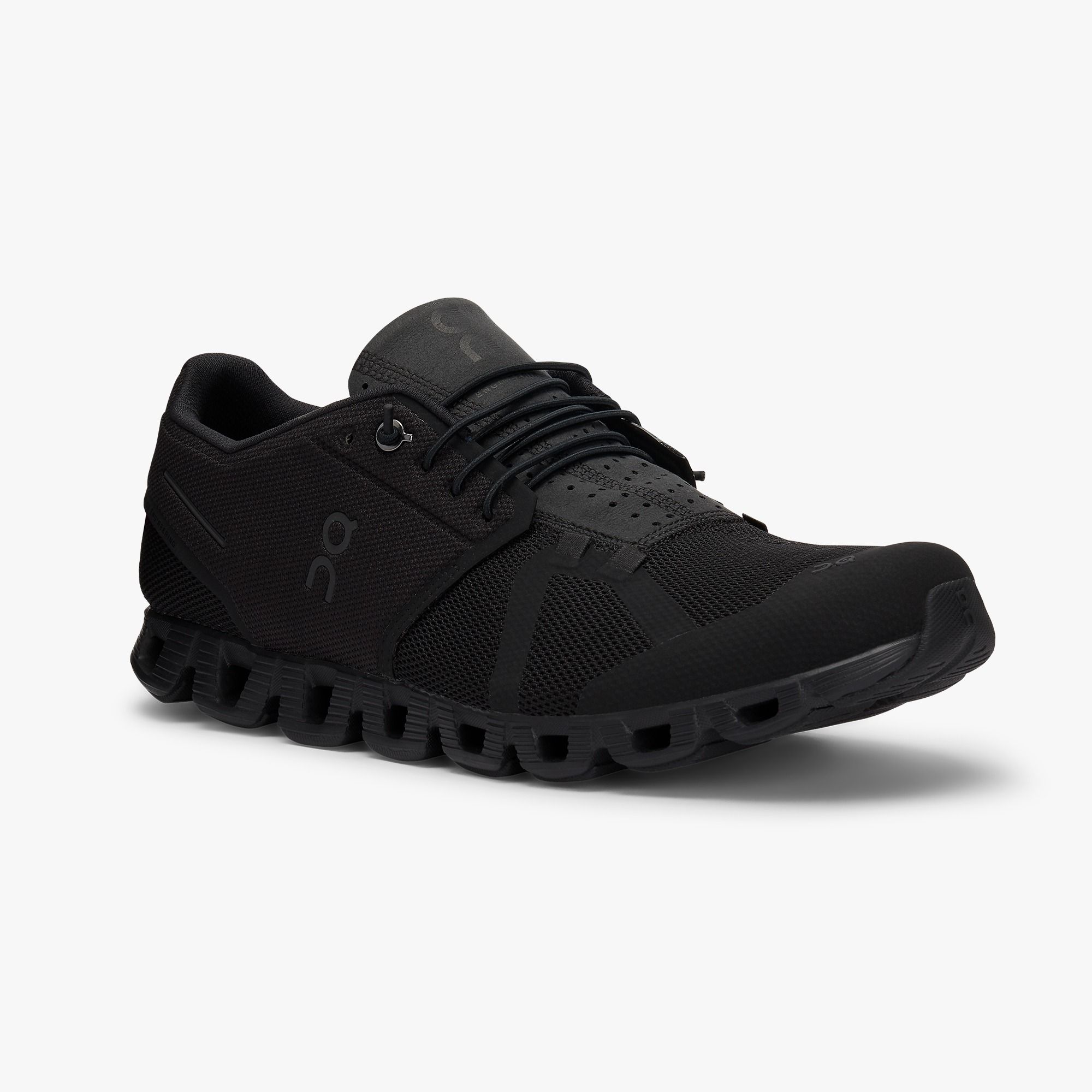 On Cloud 'All Black'