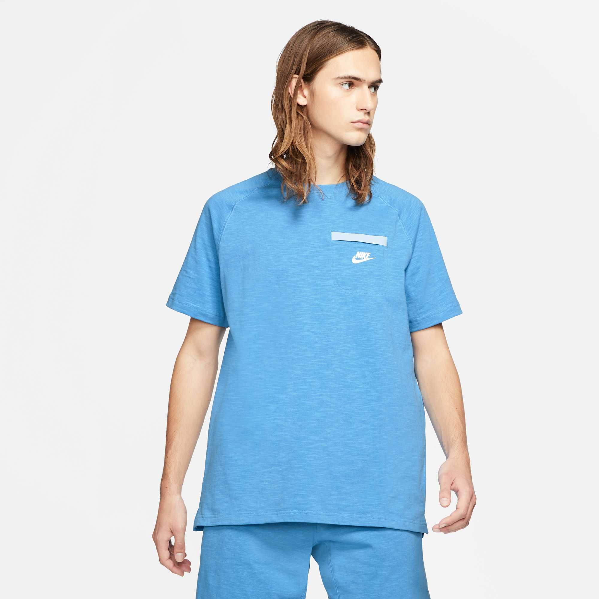 Nike Sportswear Premium Essentials Pocket T-Shirt - Coast