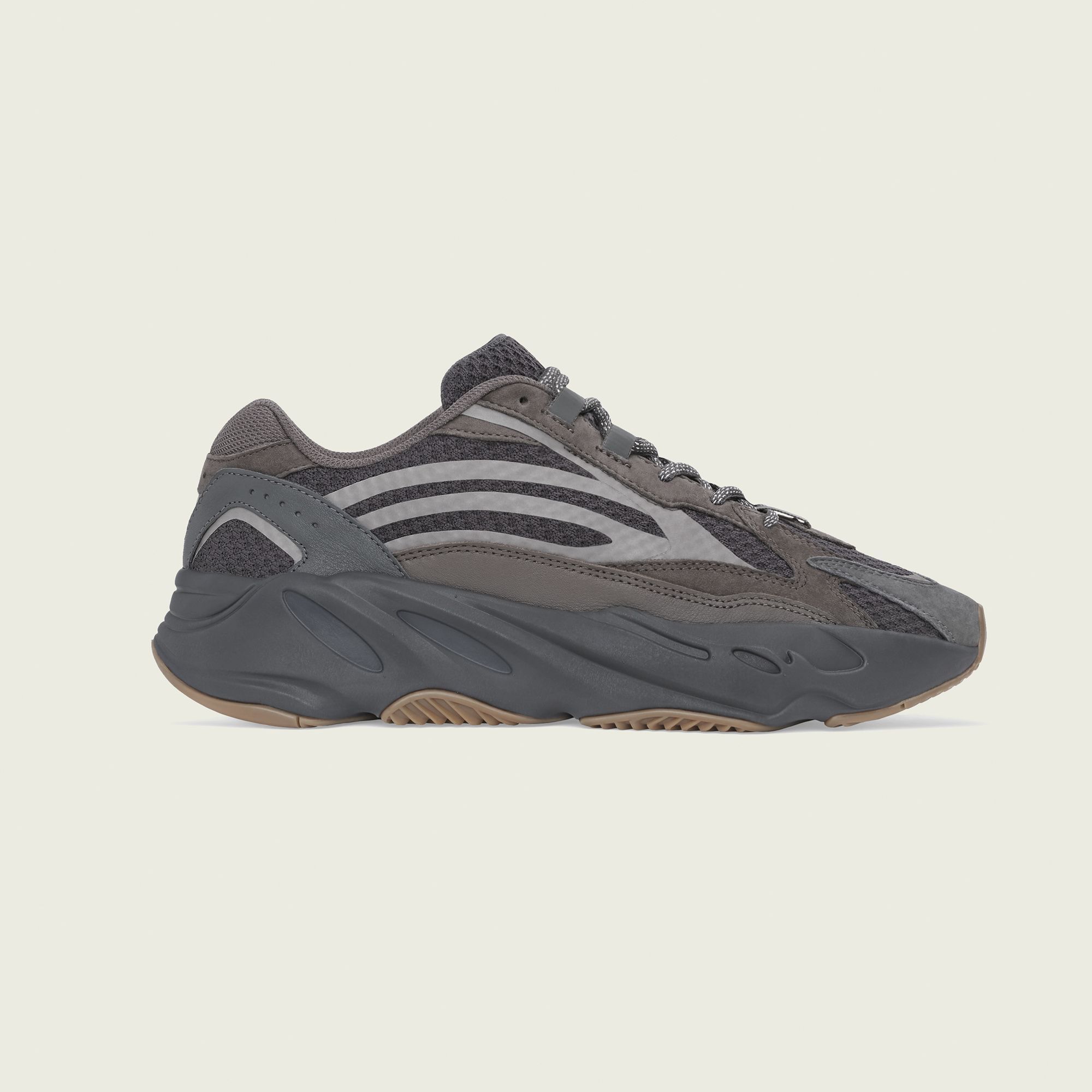 adidas YEEZY BOOST 700 V2 - Geode