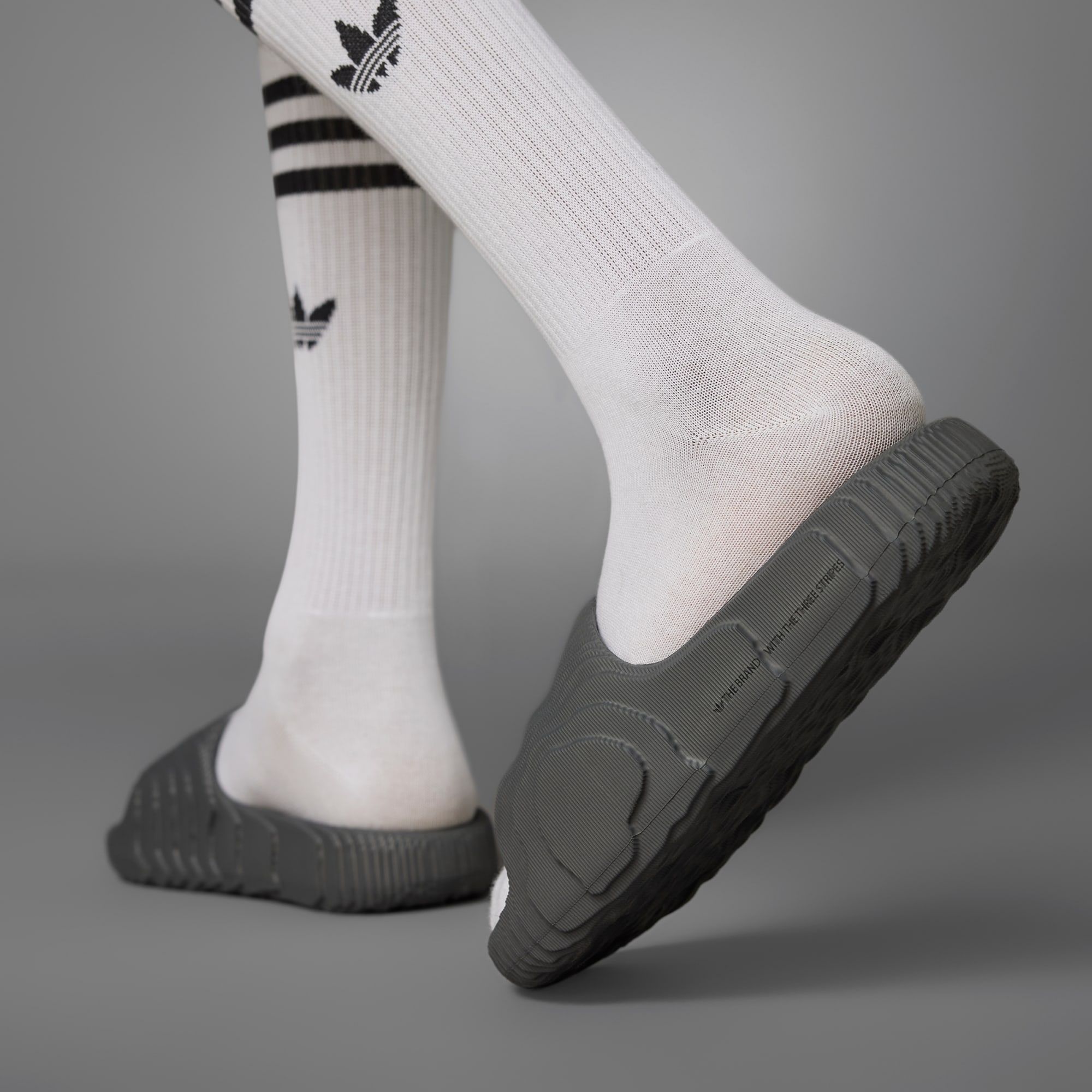 adidas Adilette 22 Slides - Grey Five
