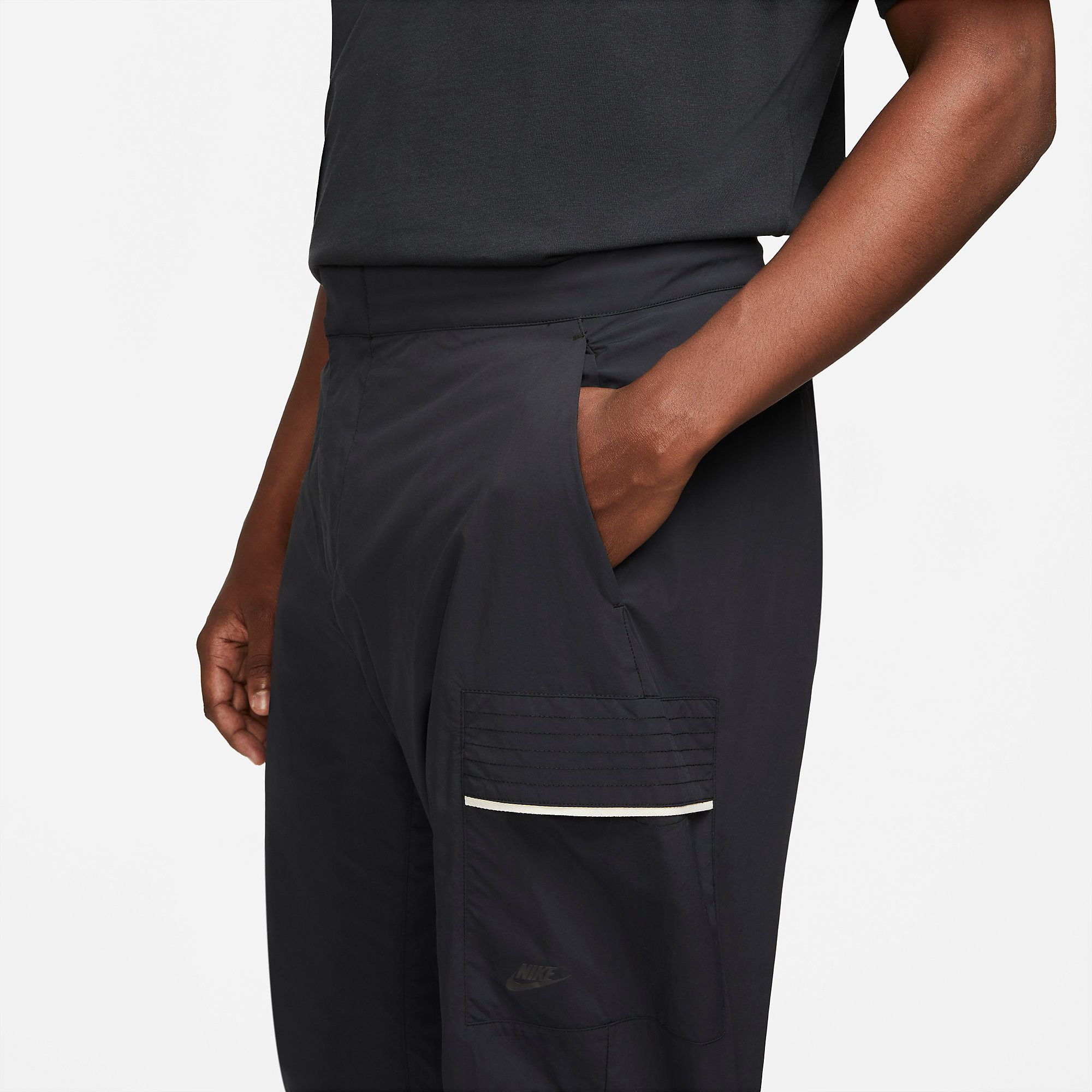  Nike Sportswear Style Essentials Utility Pants - Black 