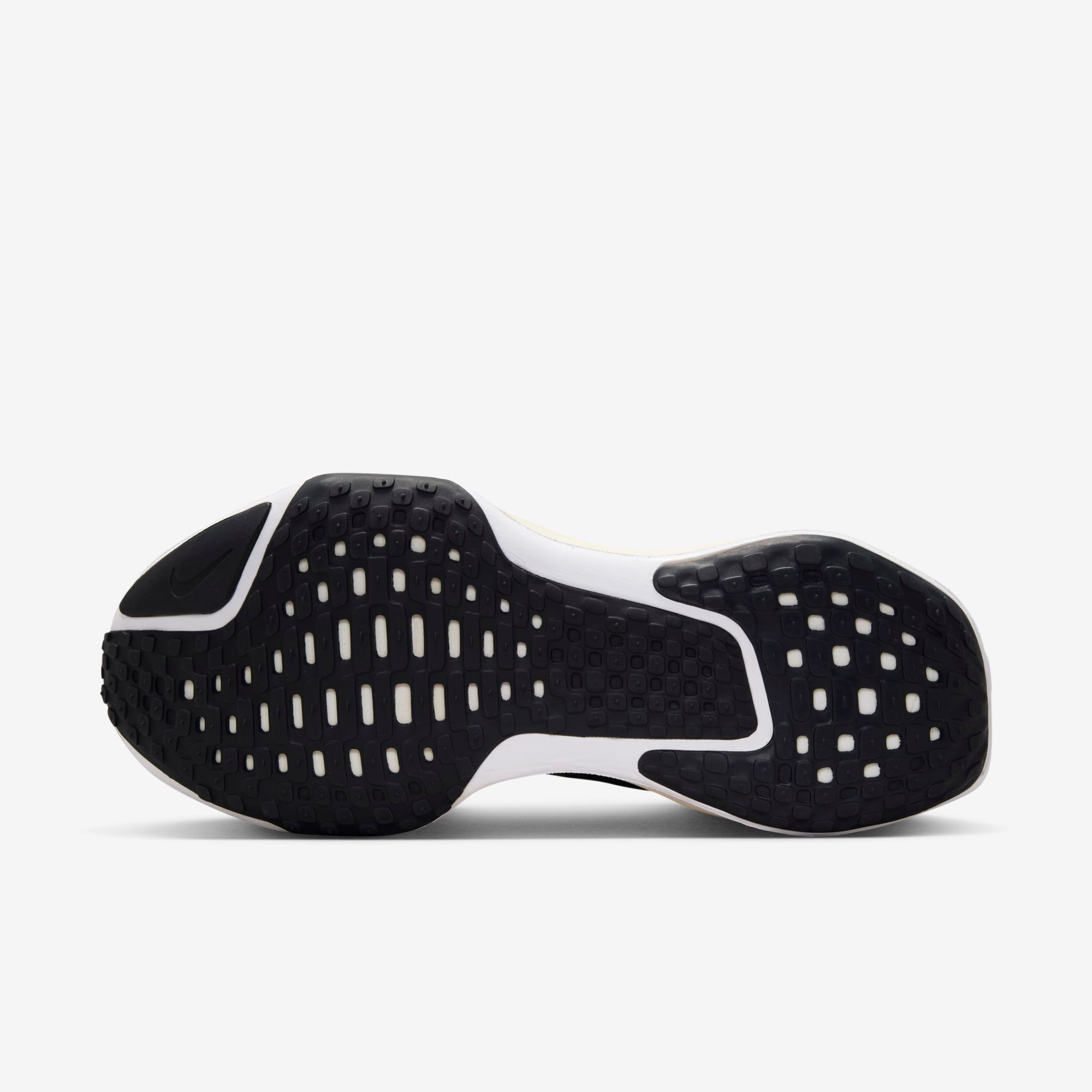Nike Invincible 3 WMNS - Black / Dark Grey