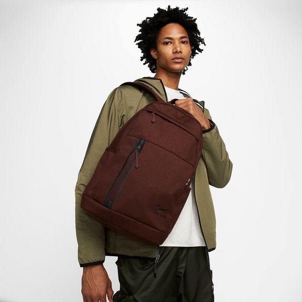  Nike Premium Backpack (21L) - Earth 