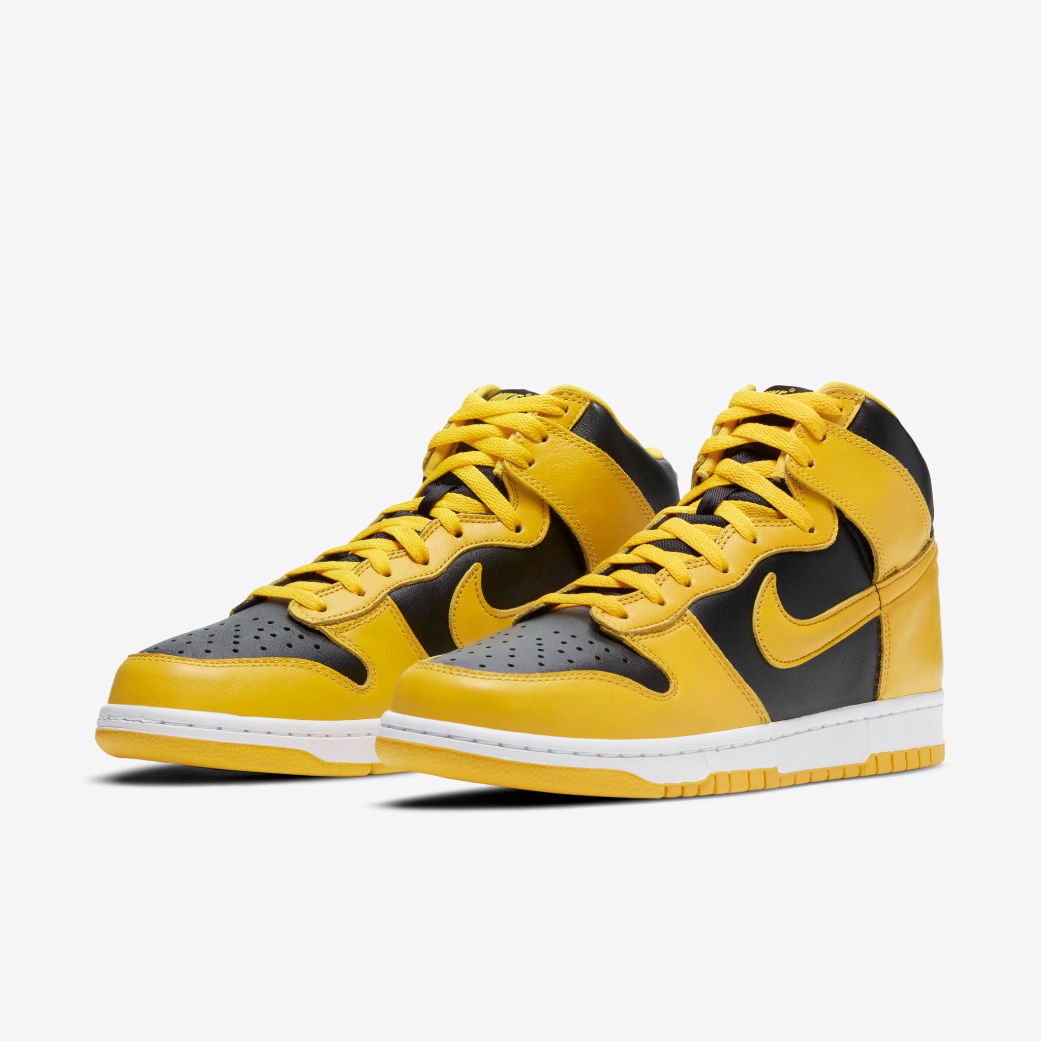 Nike Dunk High - Varsity Maize