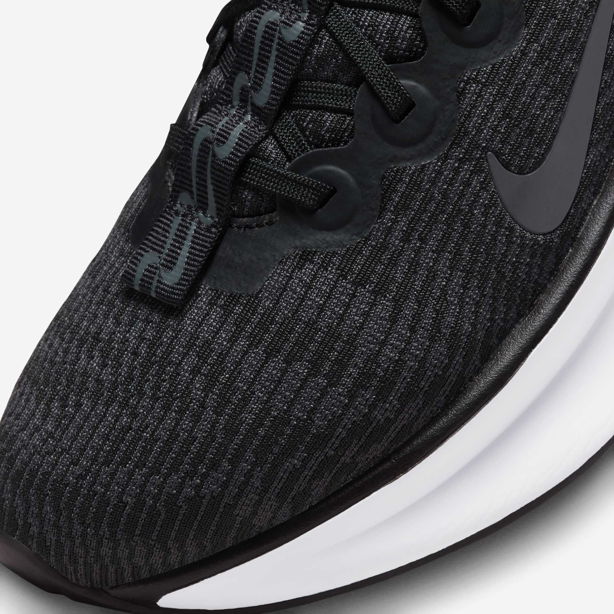 Nike Motiva - Black