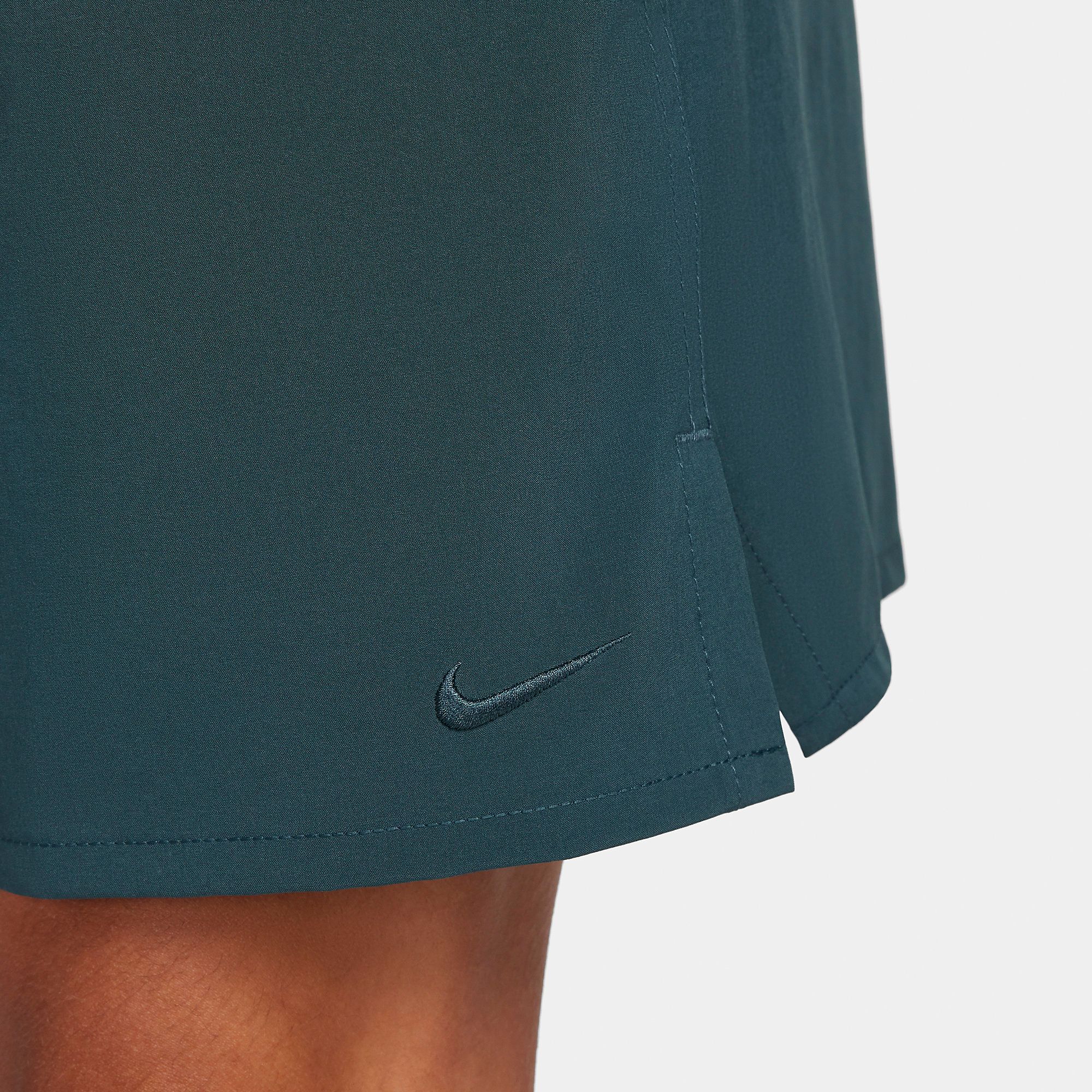 Nike Unlimited Dri-FIT 7