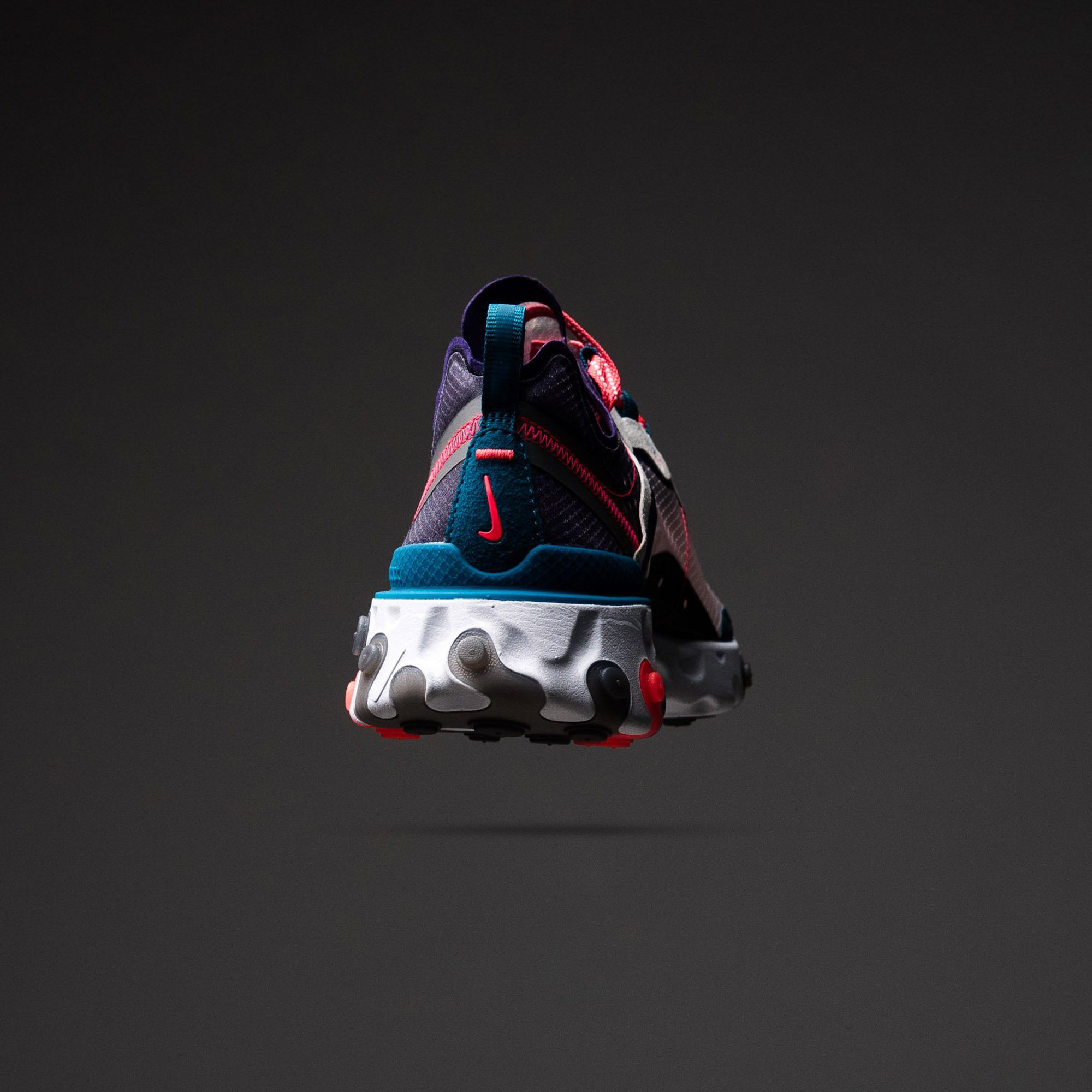 Nike React Element 87 'Red Orbit'