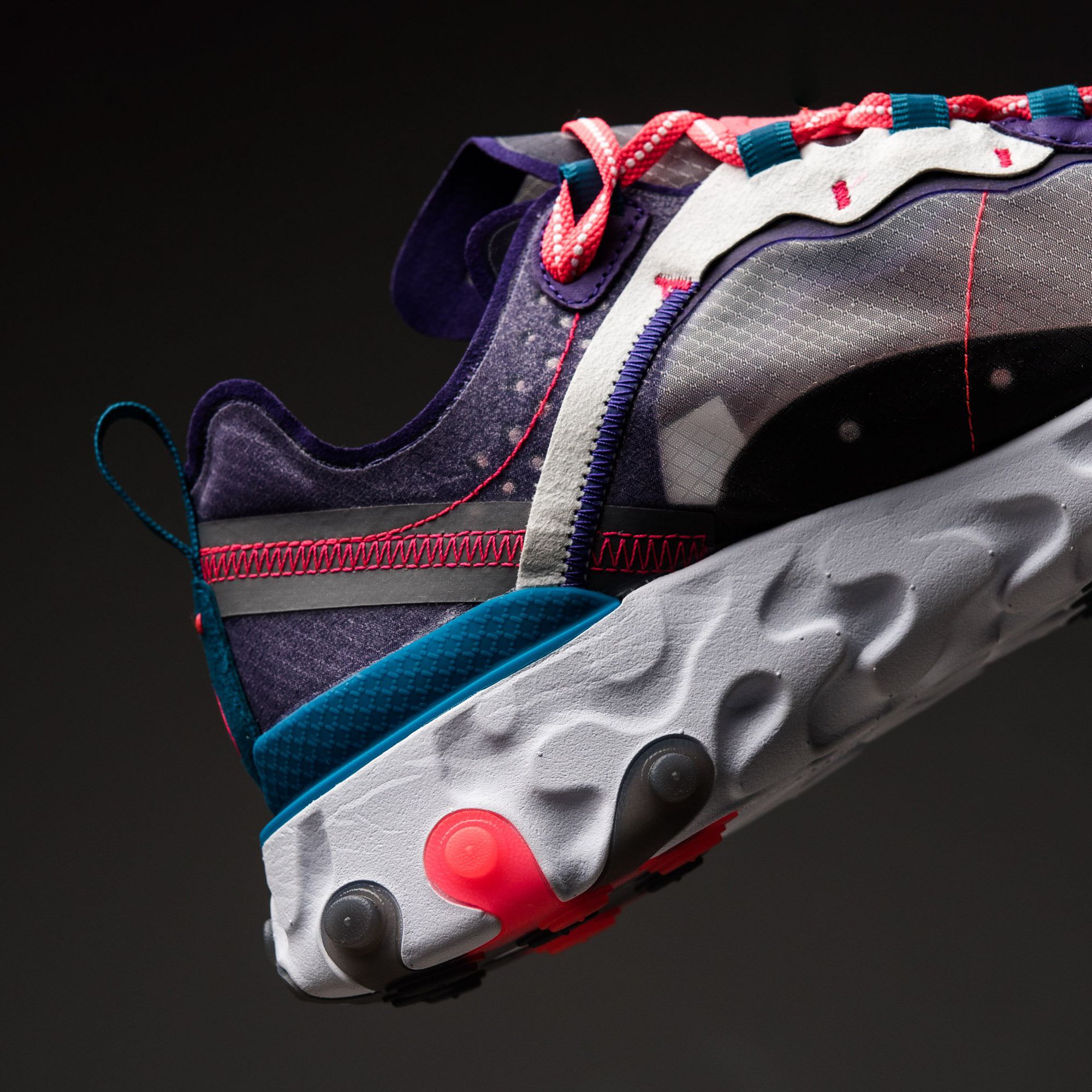 Nike React Element 87 'Red Orbit'