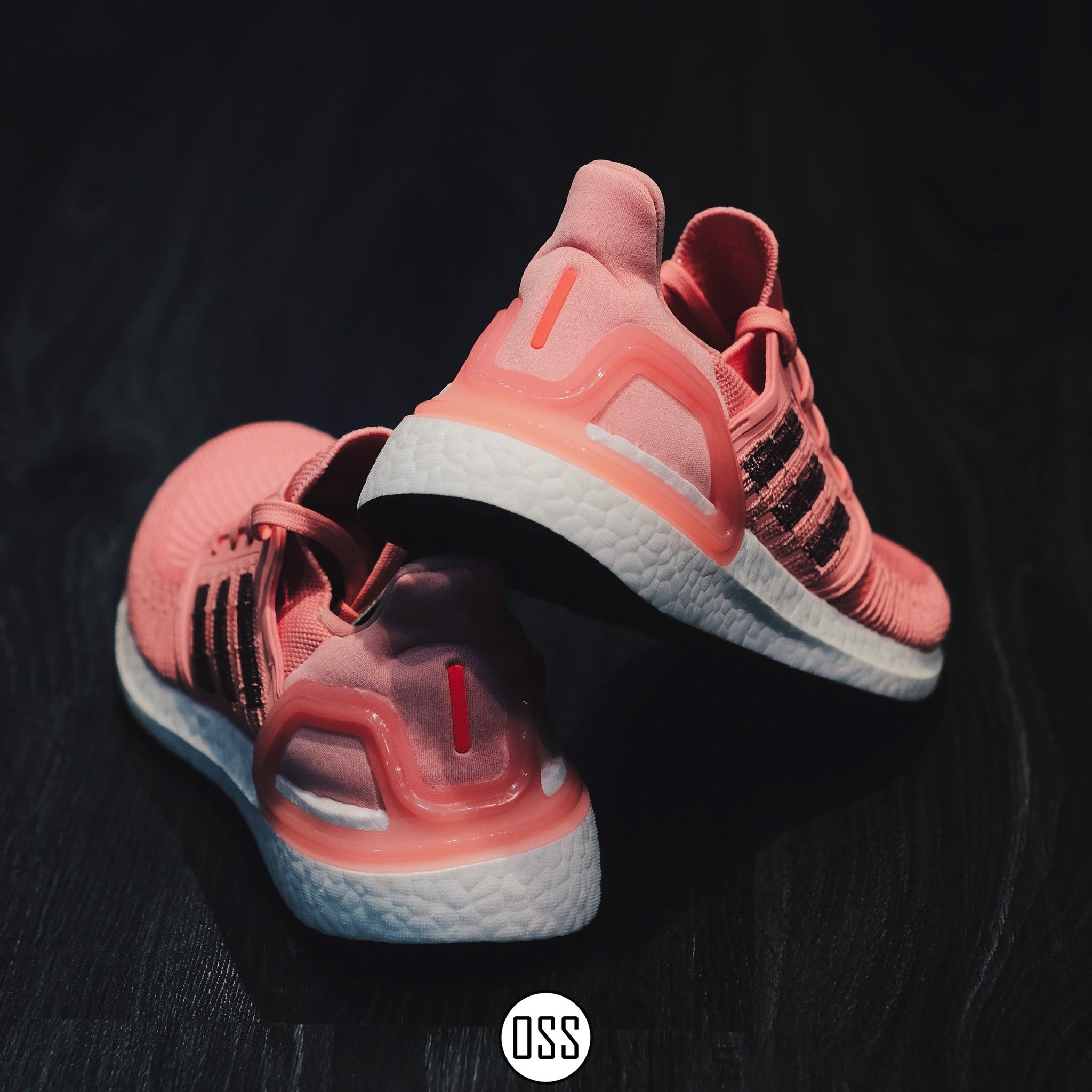 adidas UltraBOOST 20 - Glow Pink