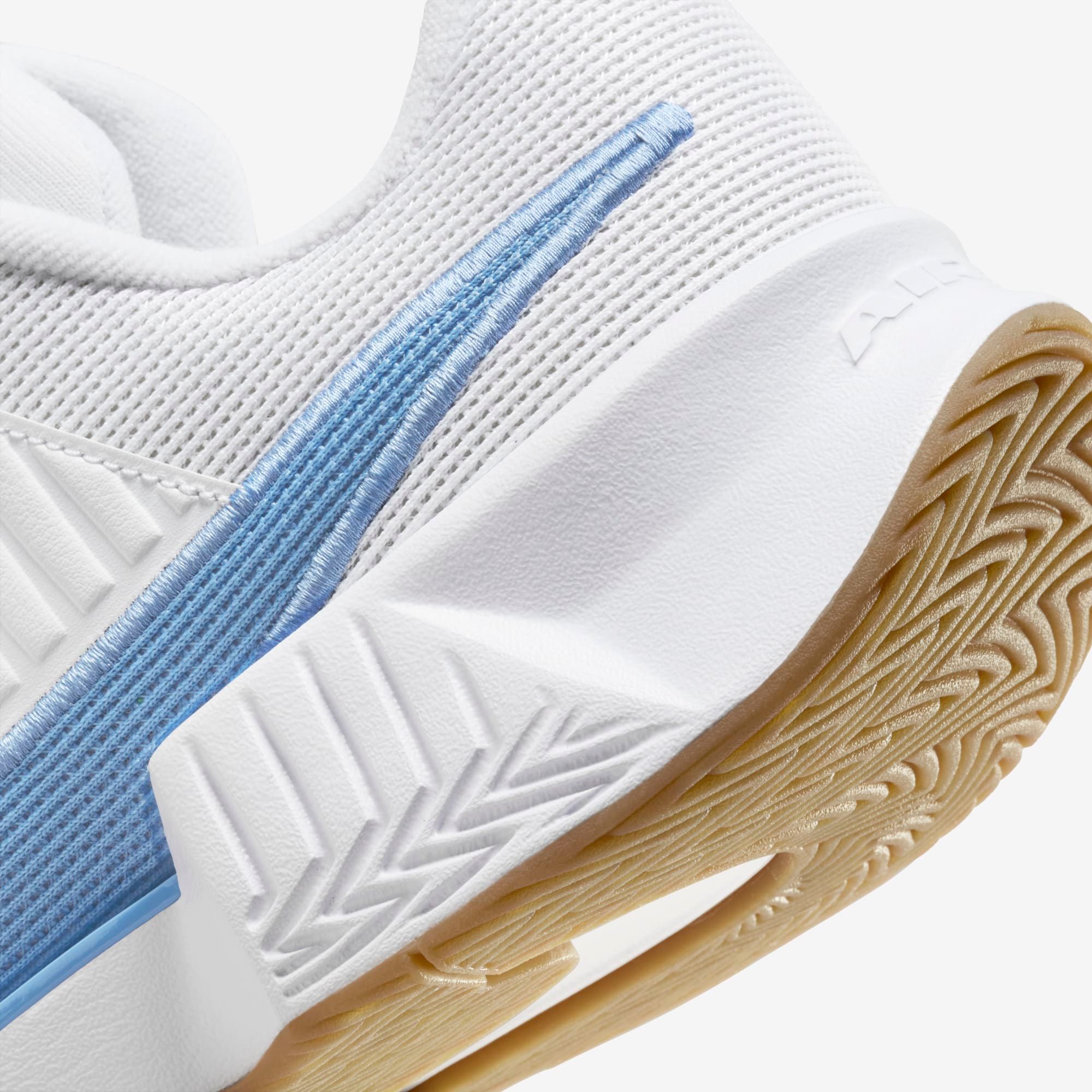 Nike GP Challenge Pro - White / Light Blue