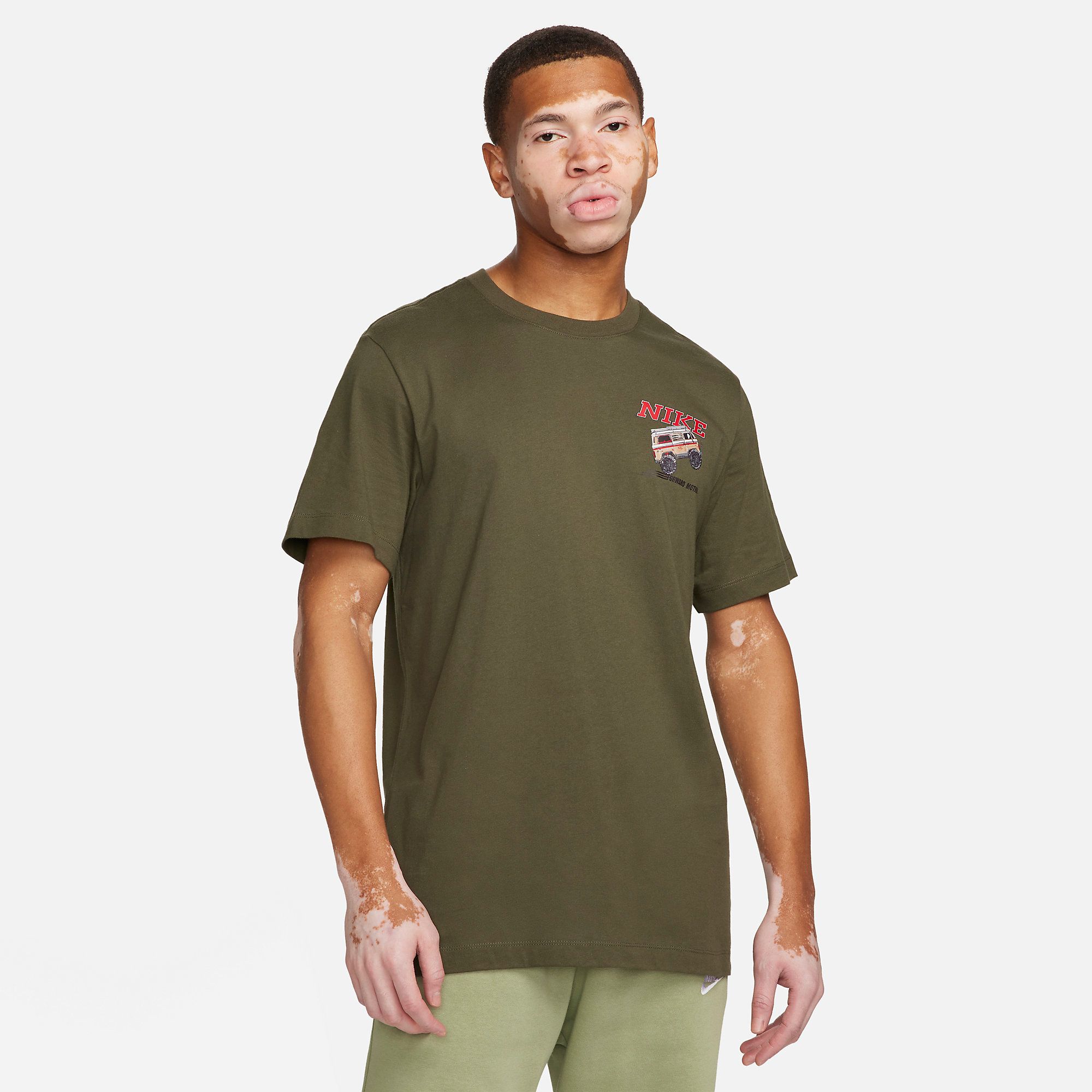  Nike Sportswear Sole Rally T-Shirt - Olive 