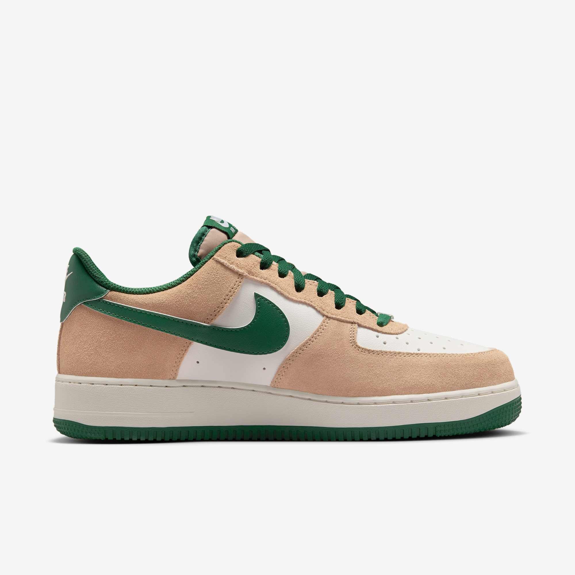 Nike Air Force 1 Low - Tan / Classic Green
