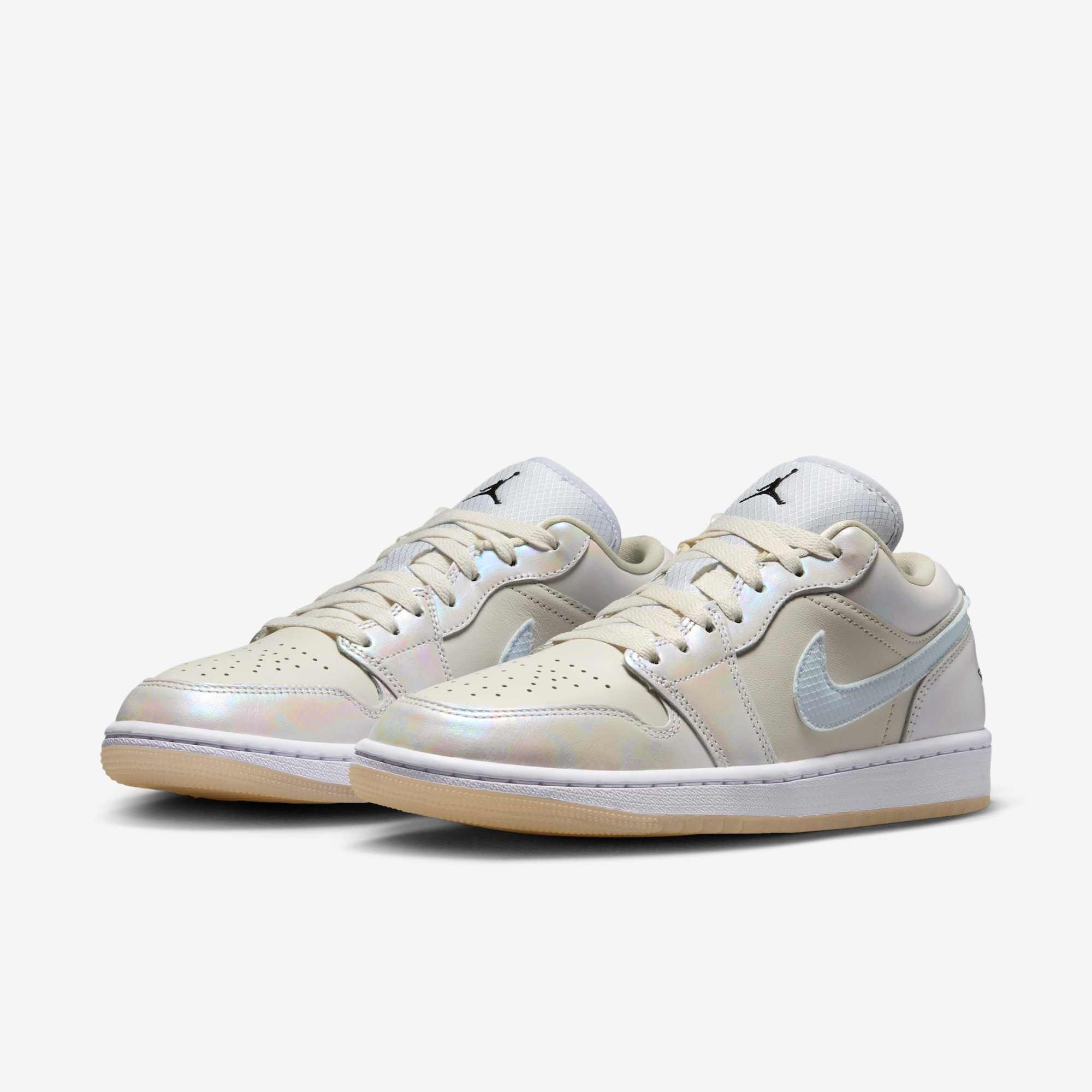 Air Jordan 1 Low SE - Year of the Snake
