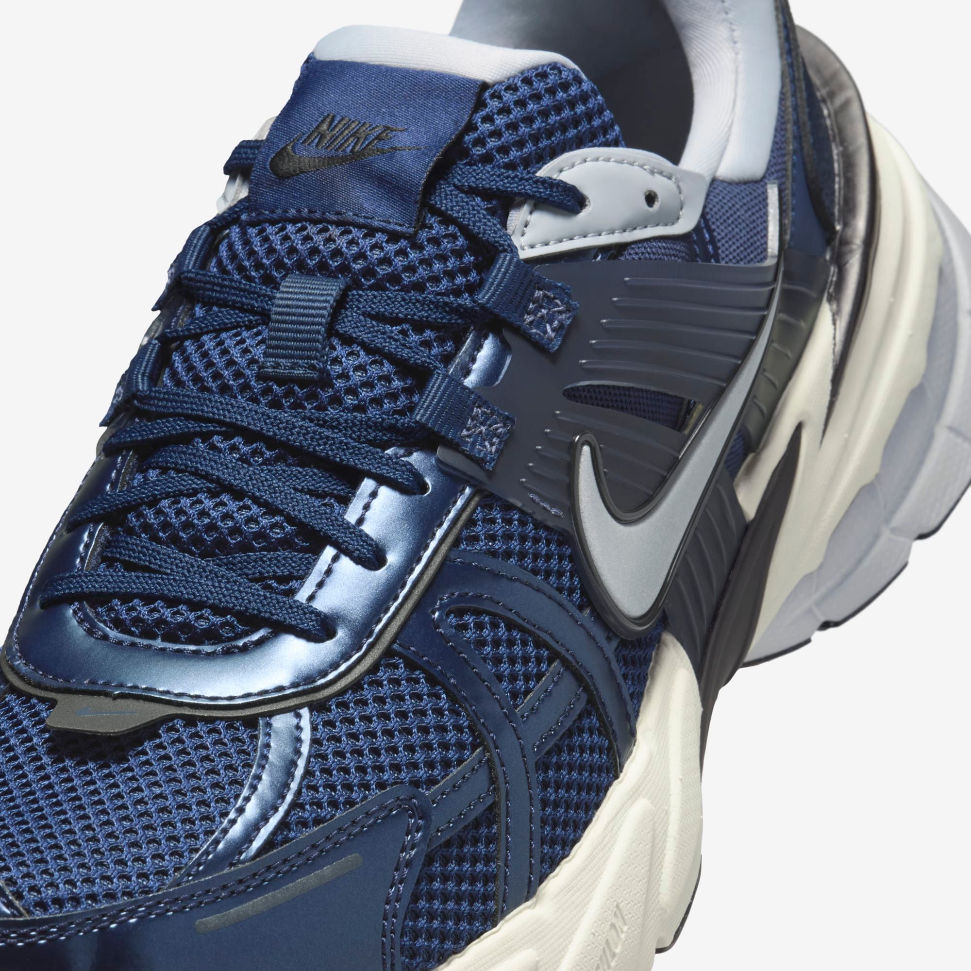 Nike V2K Run - Obsidian
