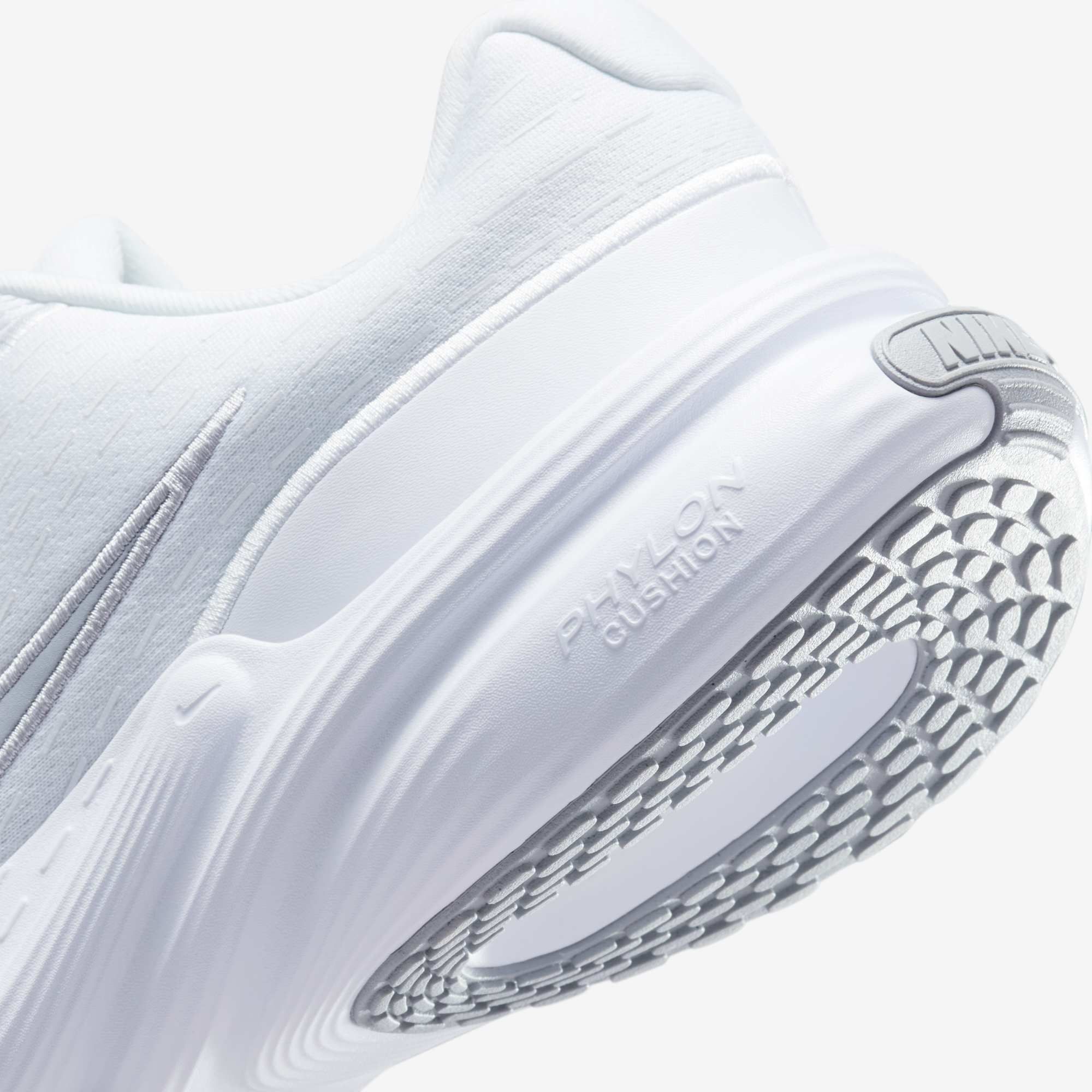 Nike Uplift SC - White