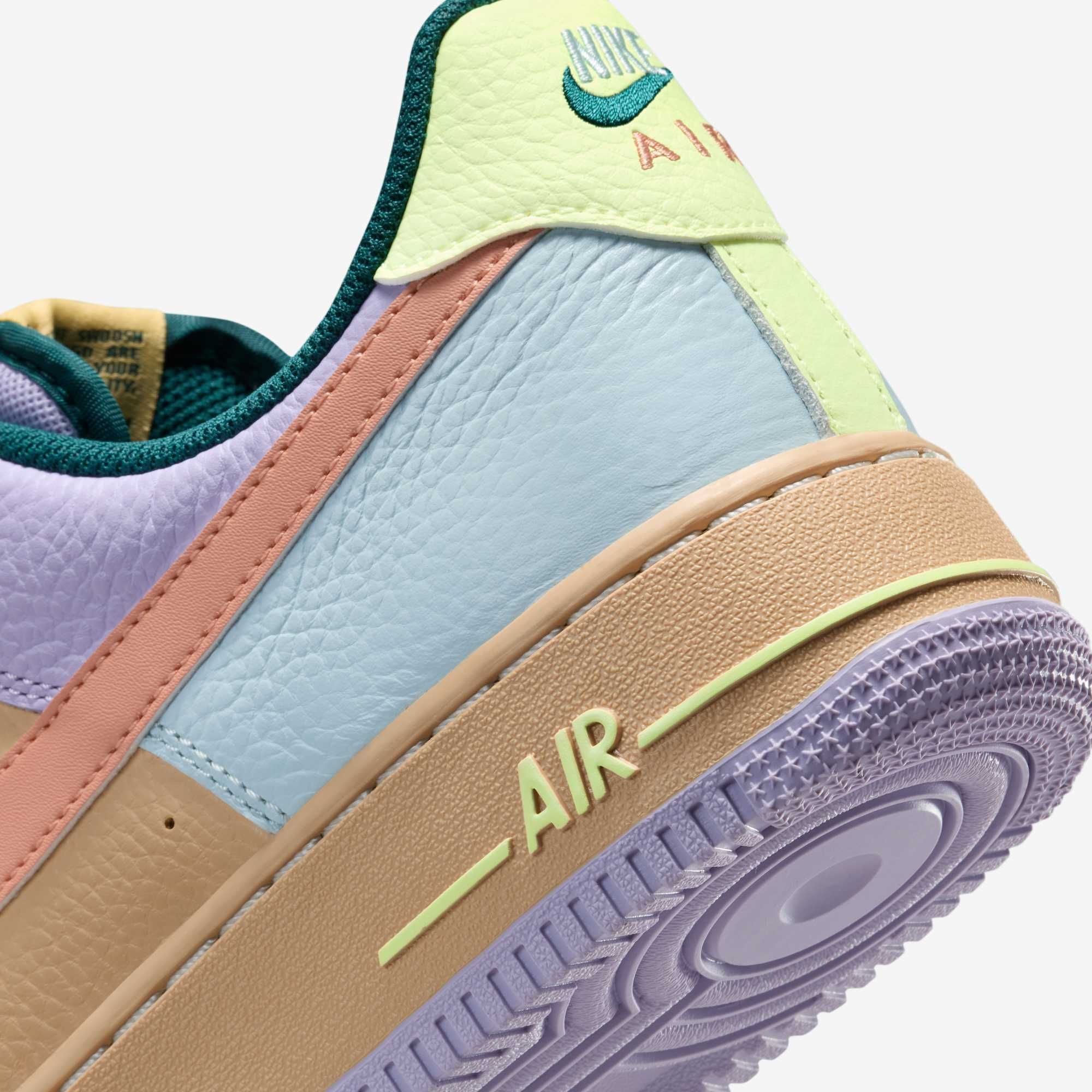 Nike Air Force 1 Low - Multicolor Pastel