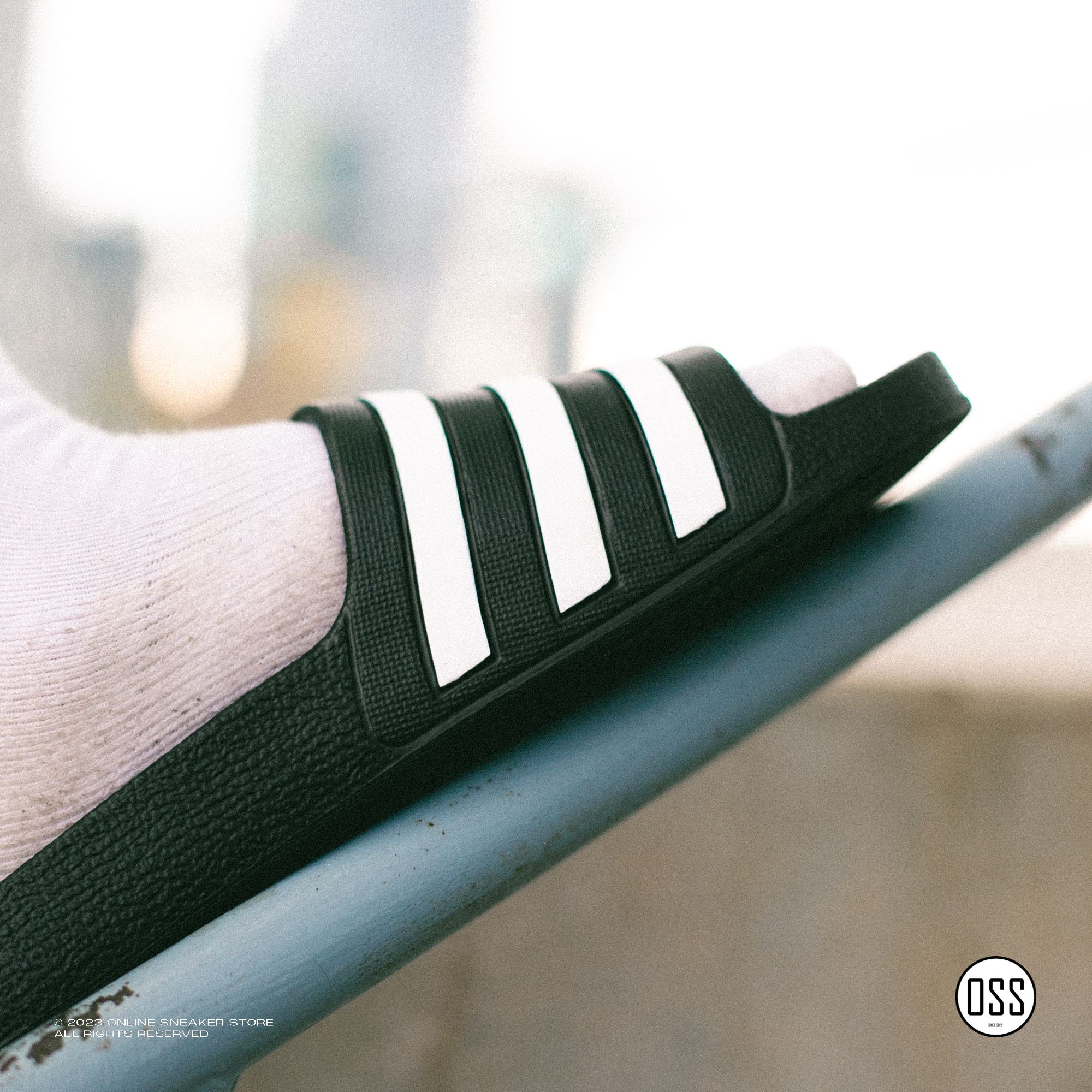adidas Adilette Aqua - Black / White