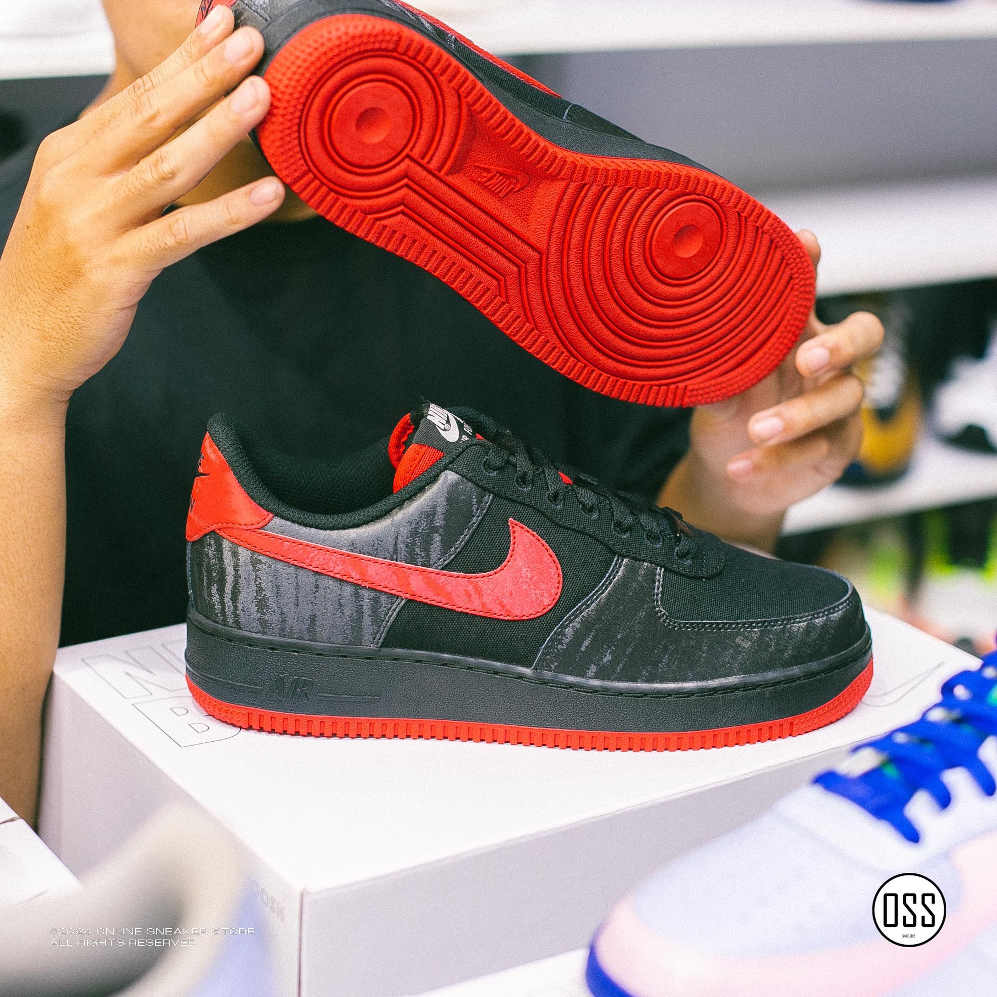  Nike Air Force 1 Low By You - Black / Red 