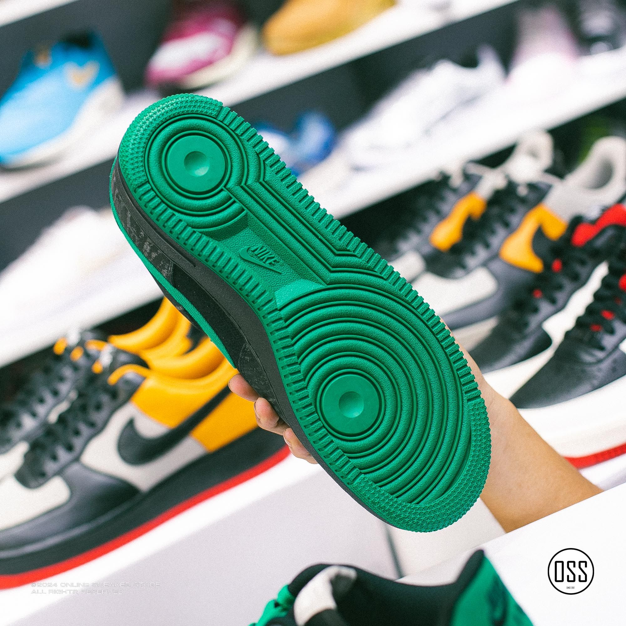  Nike Air Force 1 Low By You - Black / Green 