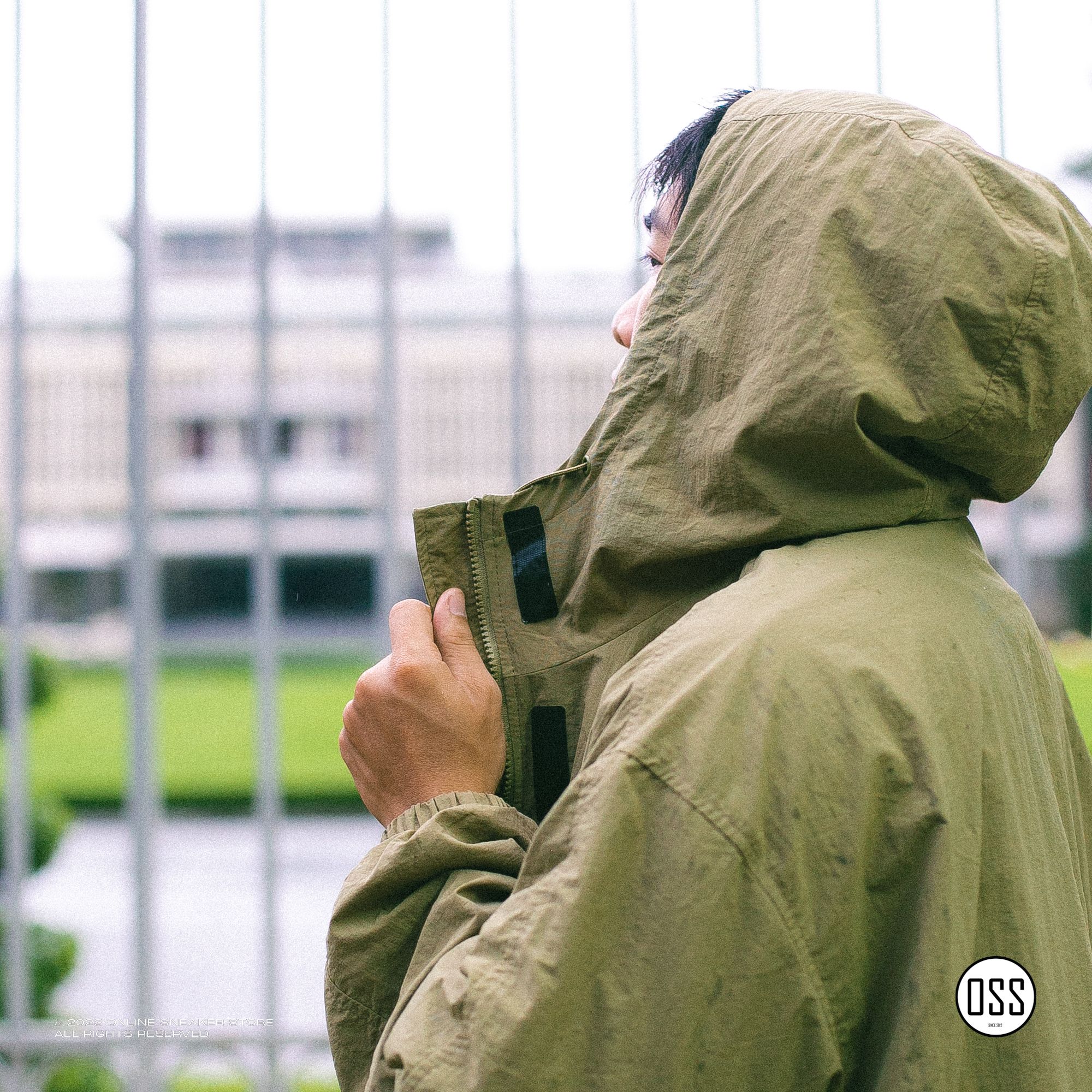 Levi's Hooded Nylon Windbreaker - Olive