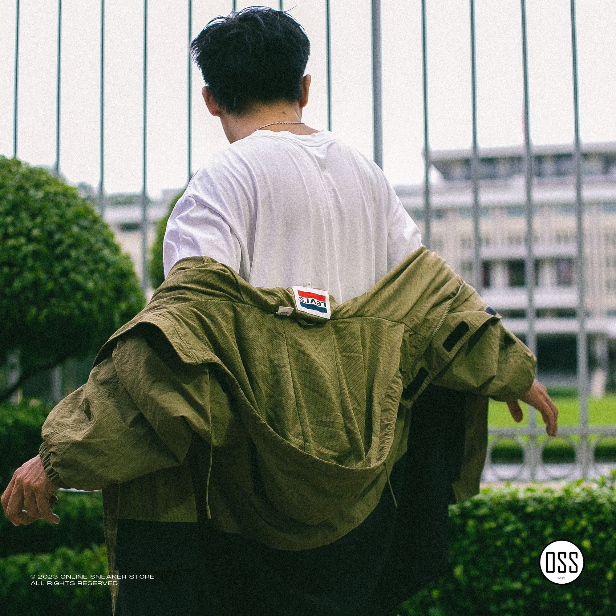 Levi's Hooded Nylon Windbreaker - Olive