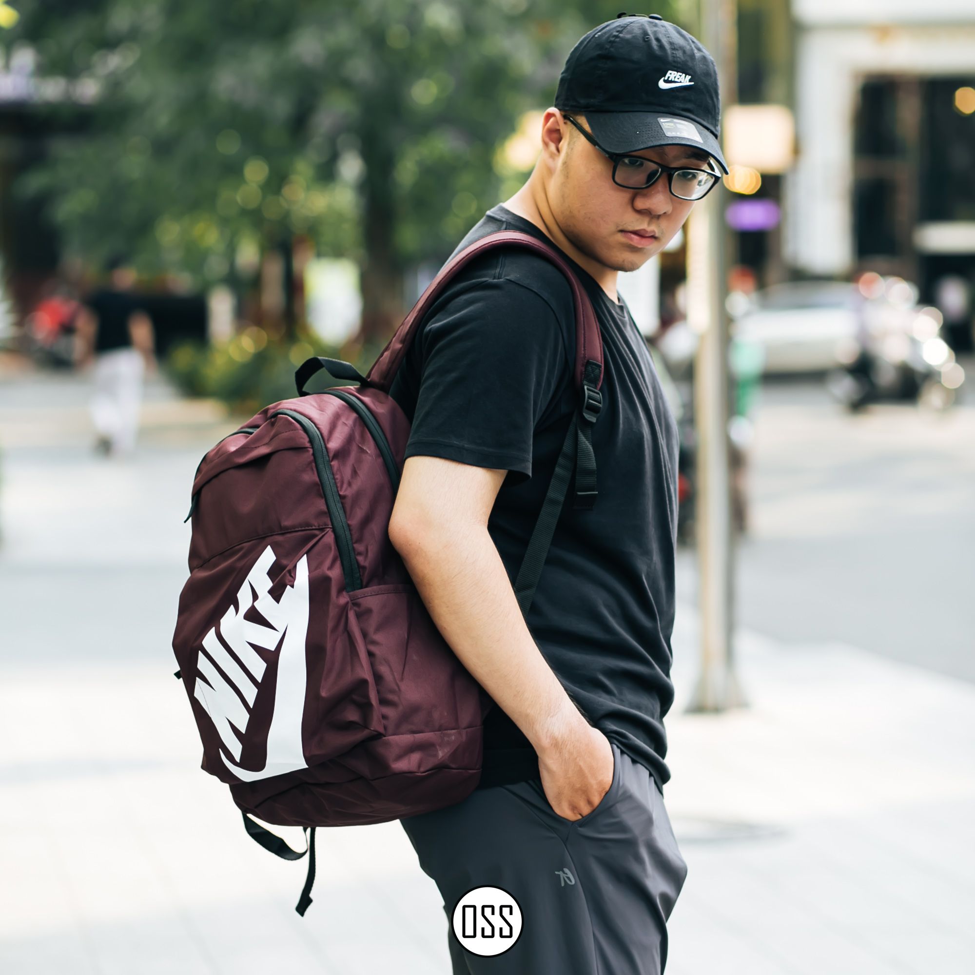 Nike Elemental Backpack - Burgundy