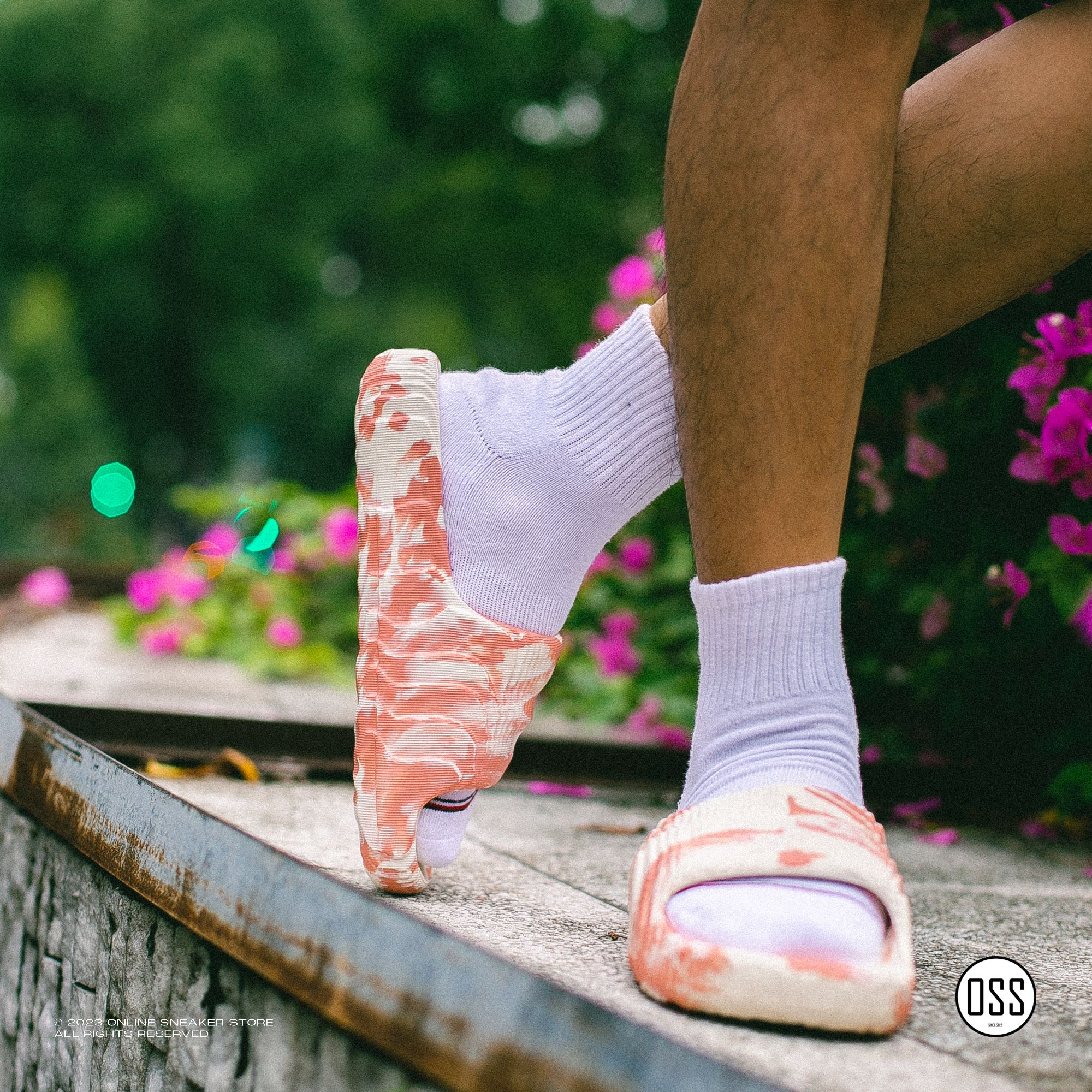  adidas Adilette 22 Slides - Wonder White / Wonder Clay 