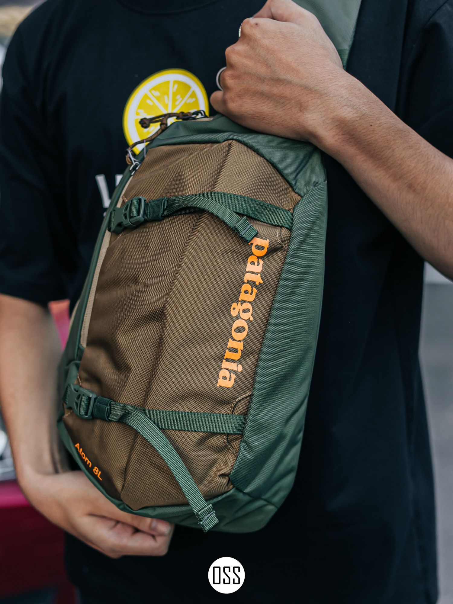 Patagonia Atom Sling 8L 'Fatigue Green'